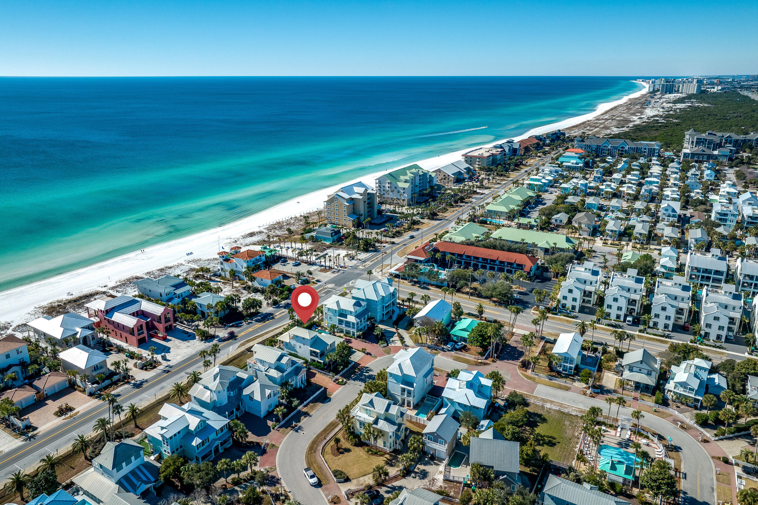 CRYSTAL SHORES - Residential