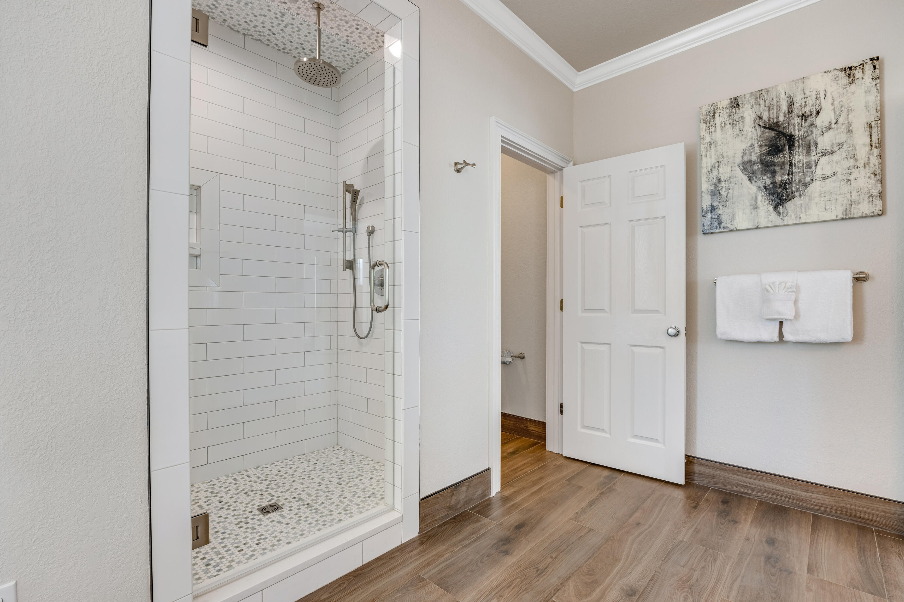 CRYSTAL SHORES - Residential