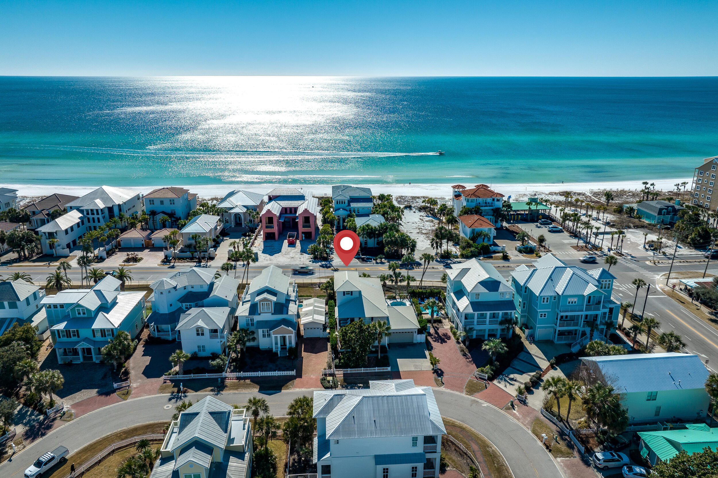 CRYSTAL SHORES - Residential