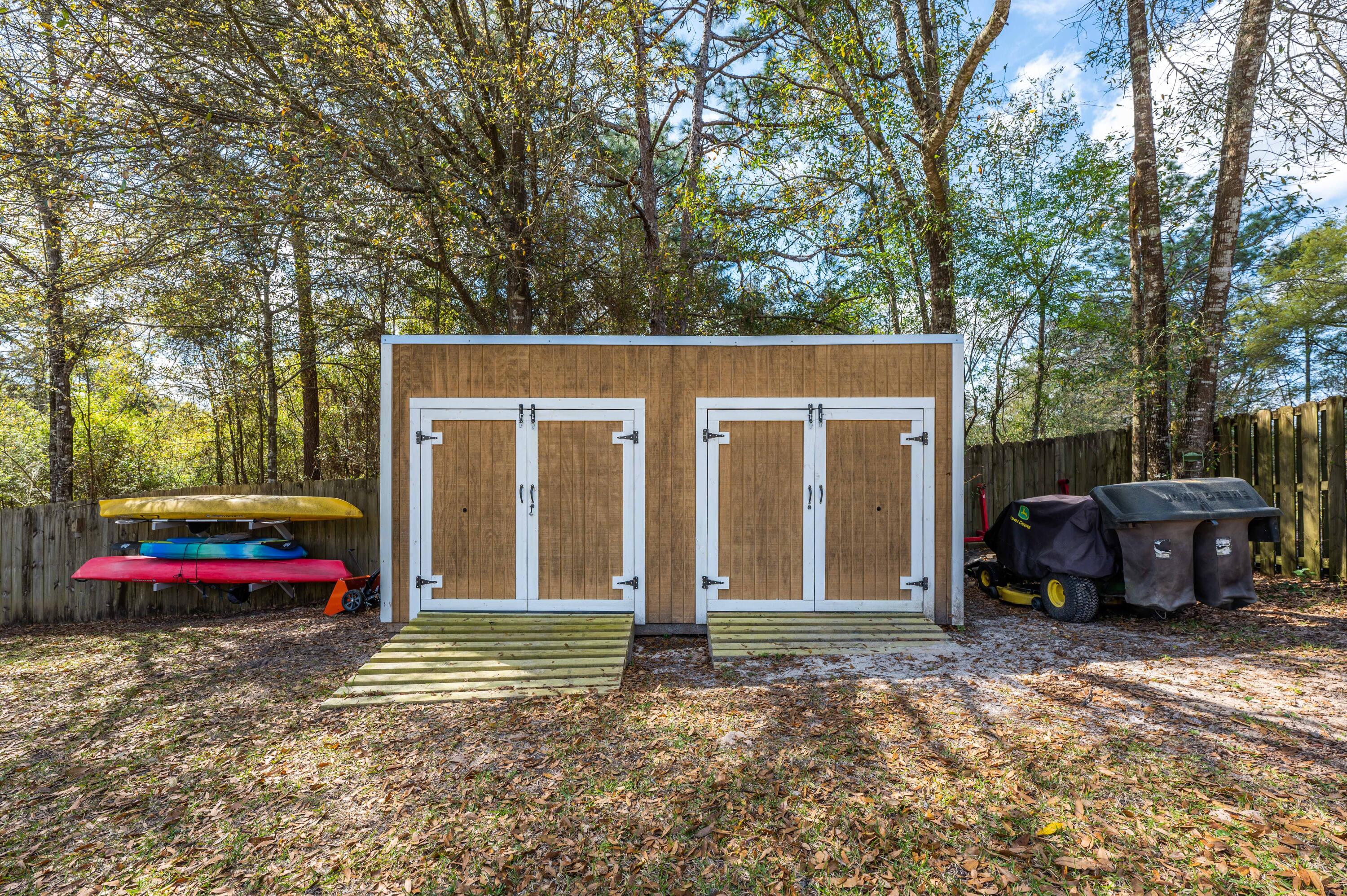 FOX CHASE - Residential