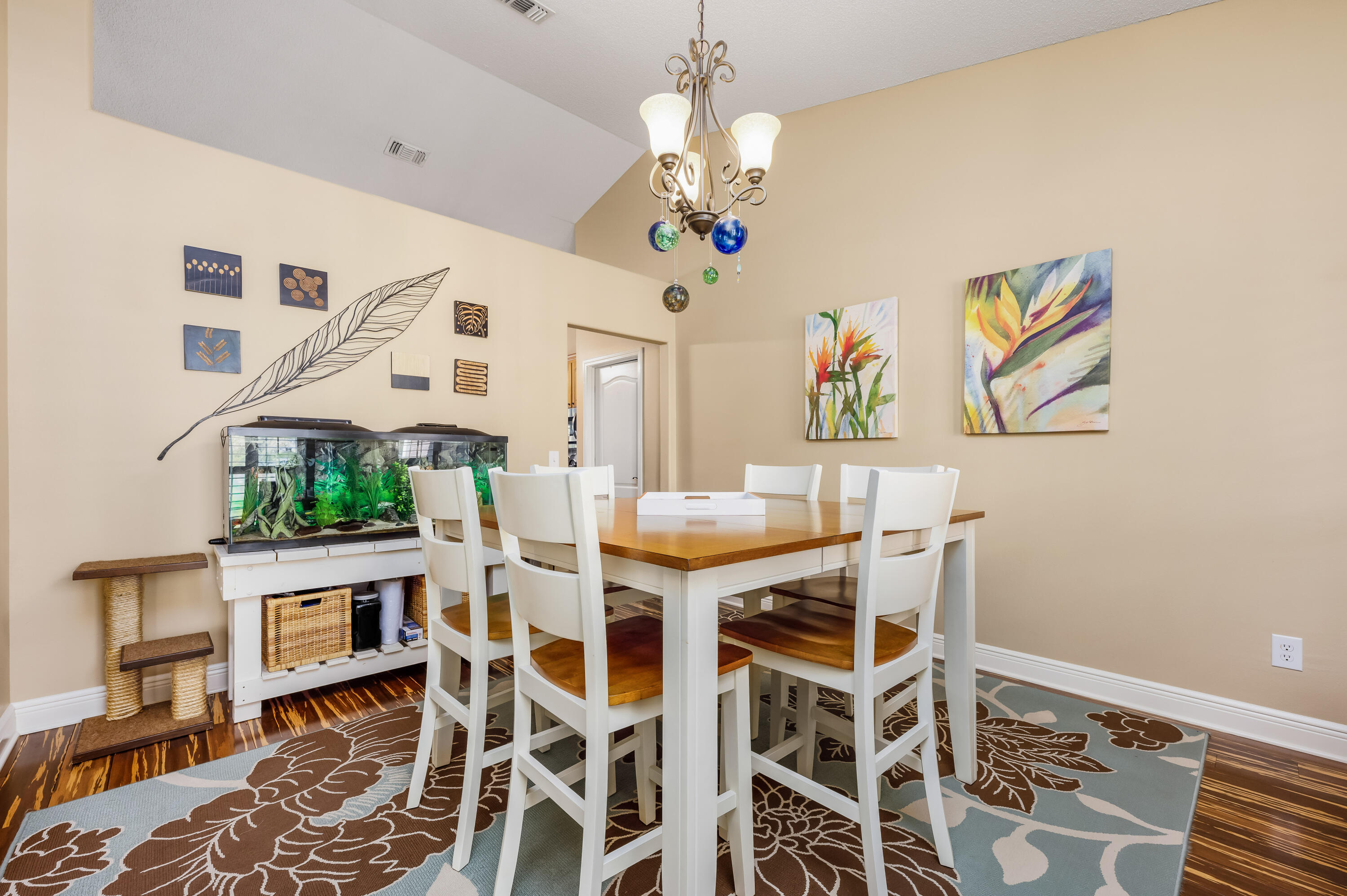 FOX CHASE - Residential