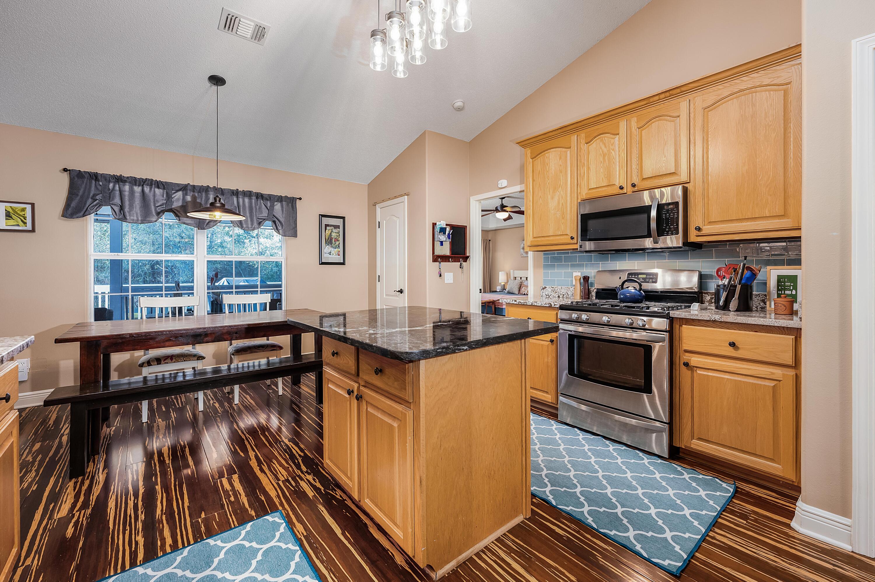 FOX CHASE - Residential