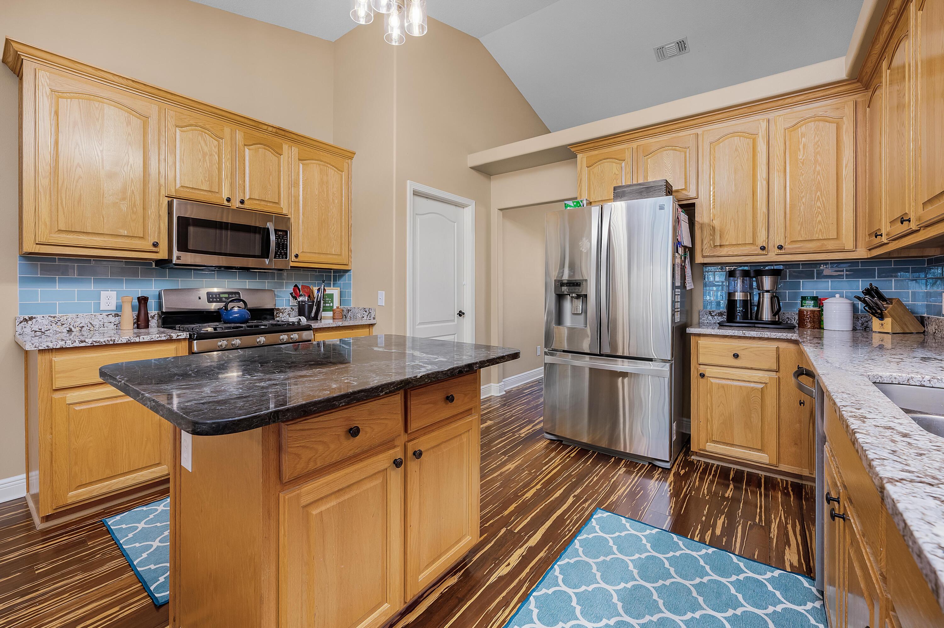 FOX CHASE - Residential