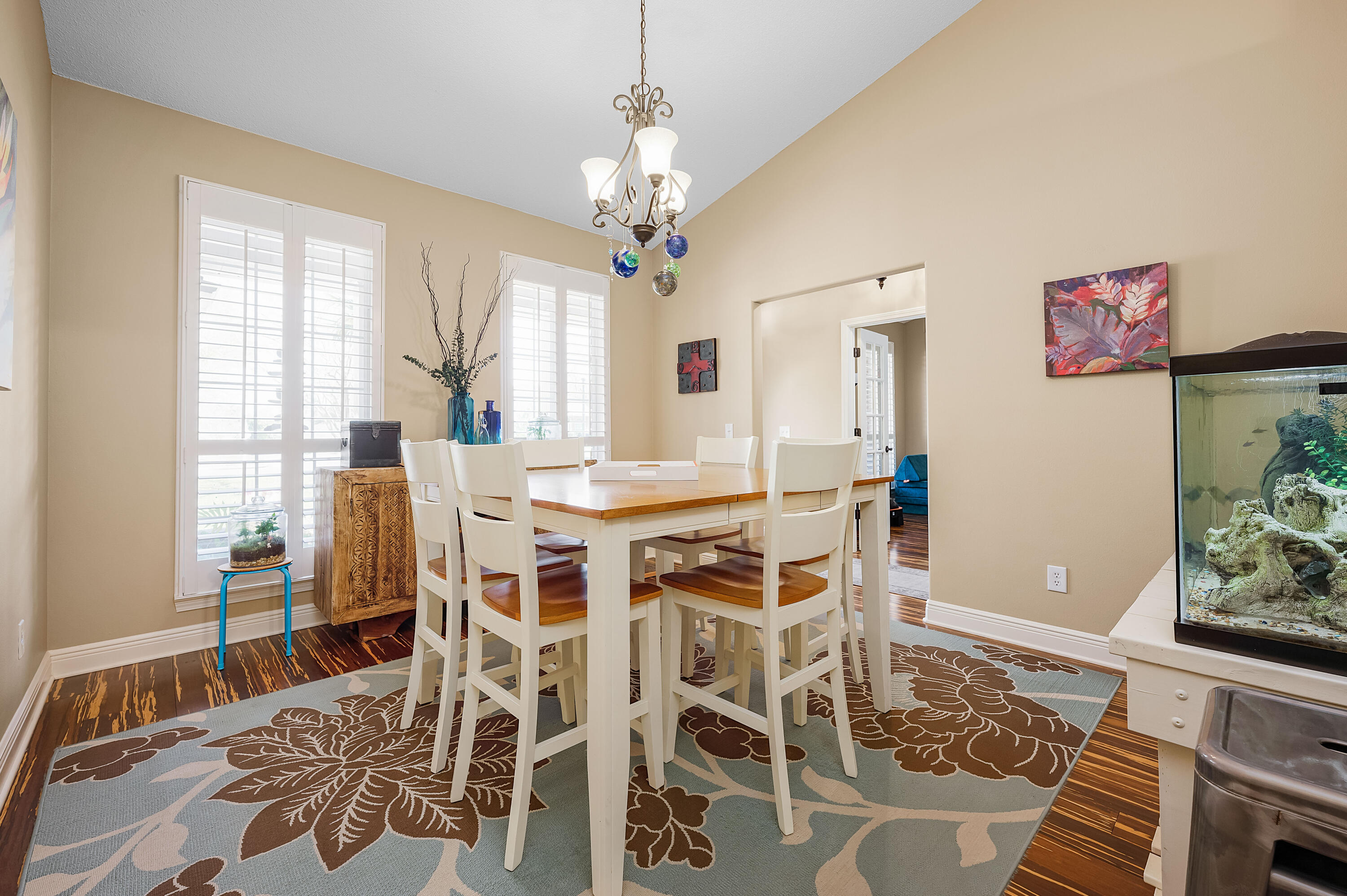 FOX CHASE - Residential