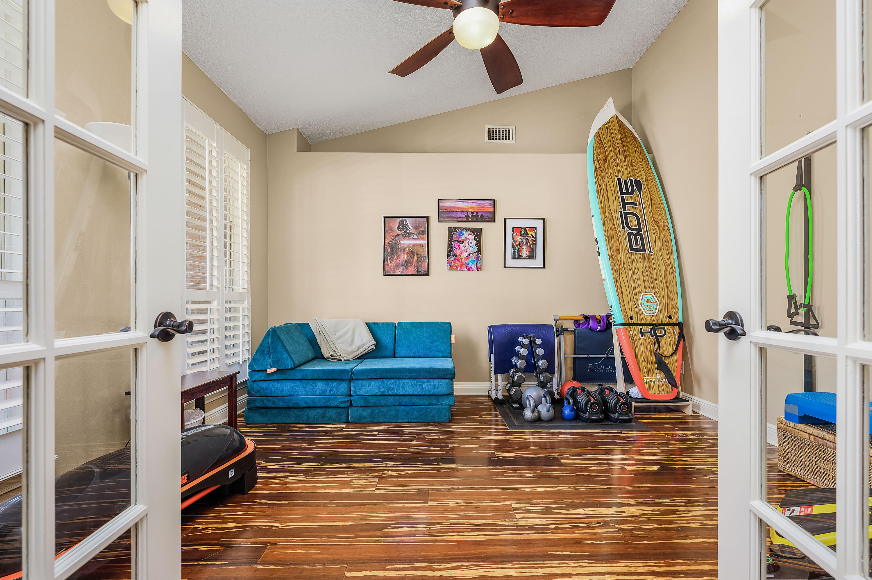 FOX CHASE - Residential