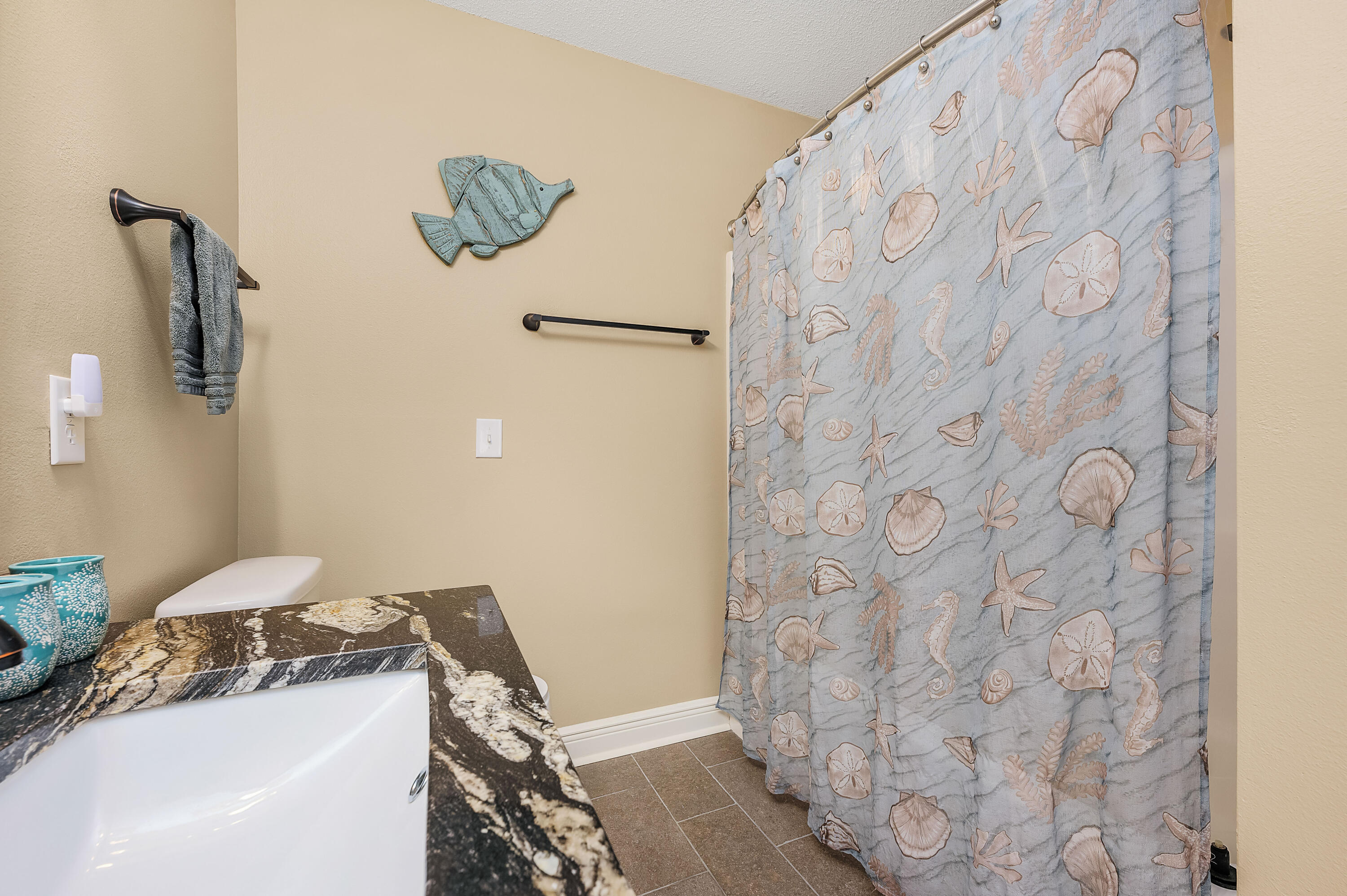 FOX CHASE - Residential