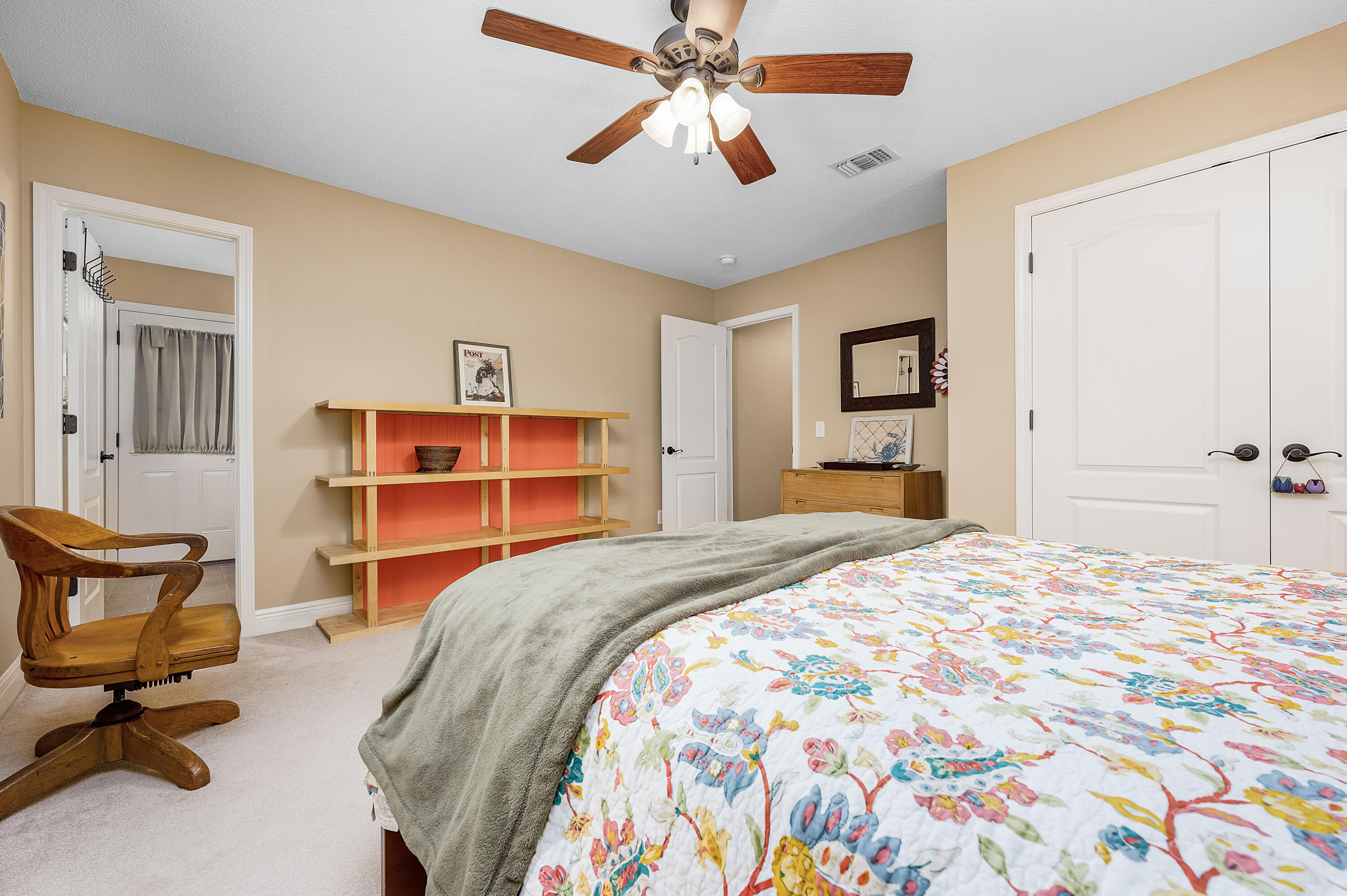 FOX CHASE - Residential