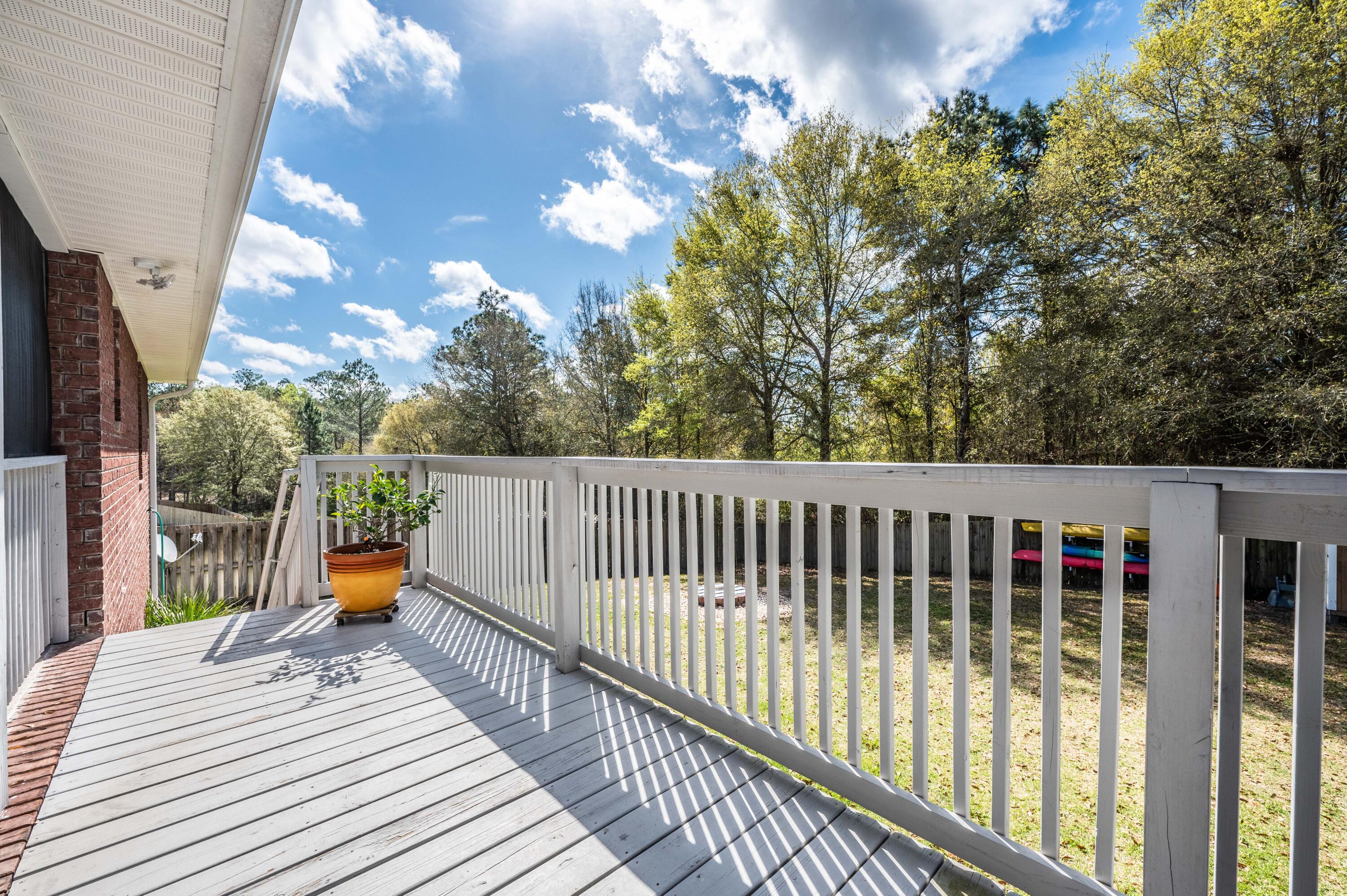 FOX CHASE - Residential