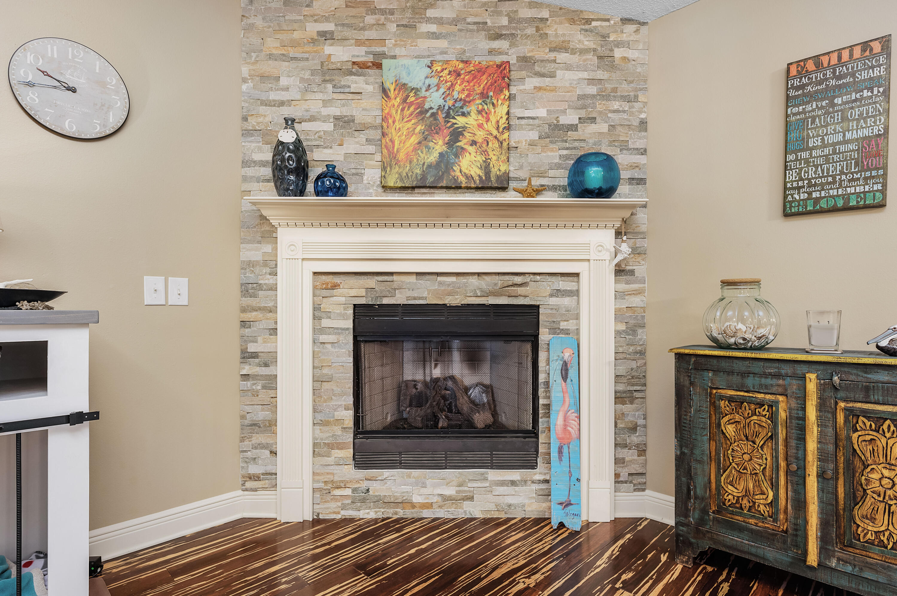 FOX CHASE - Residential