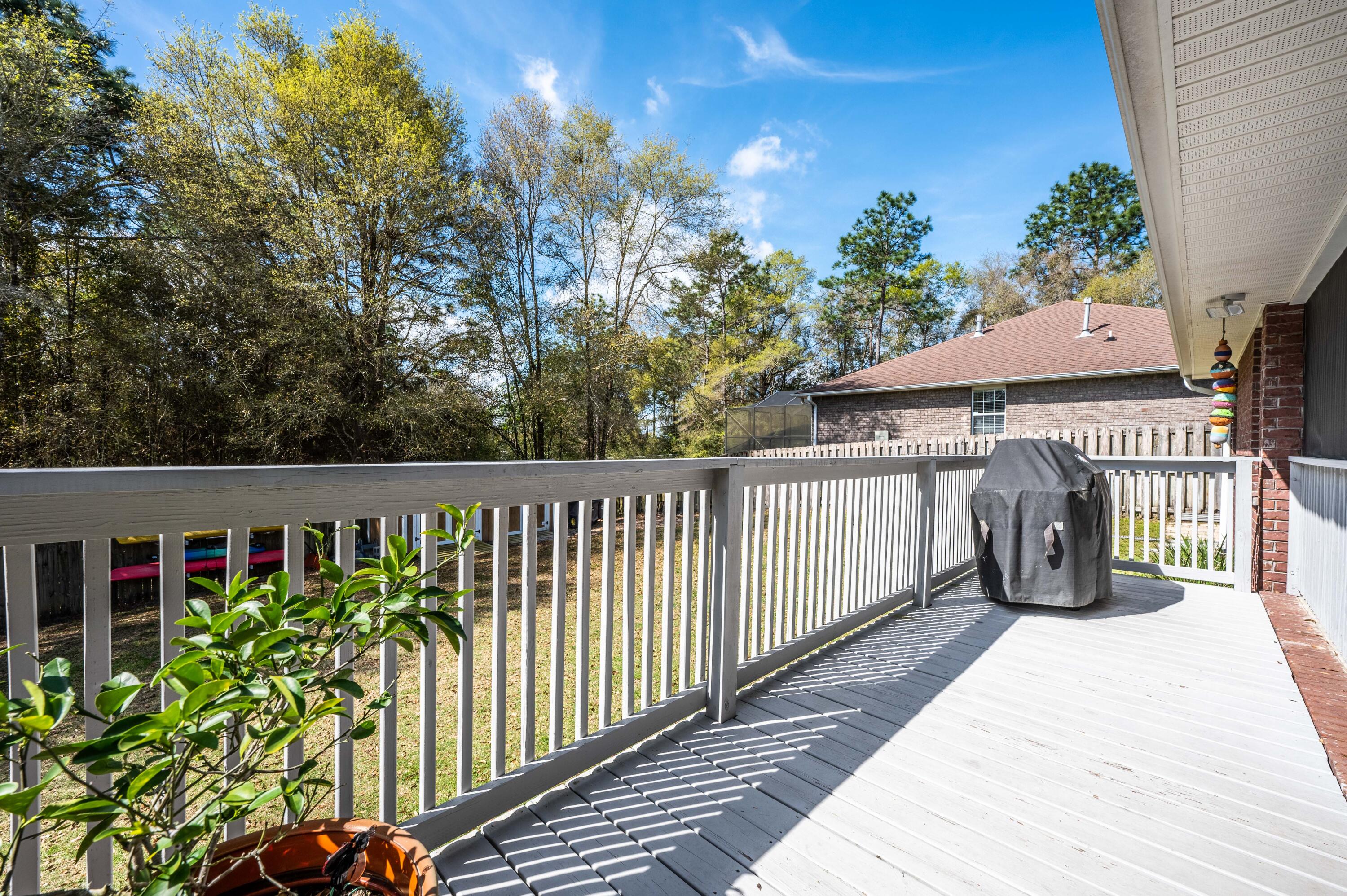 FOX CHASE - Residential