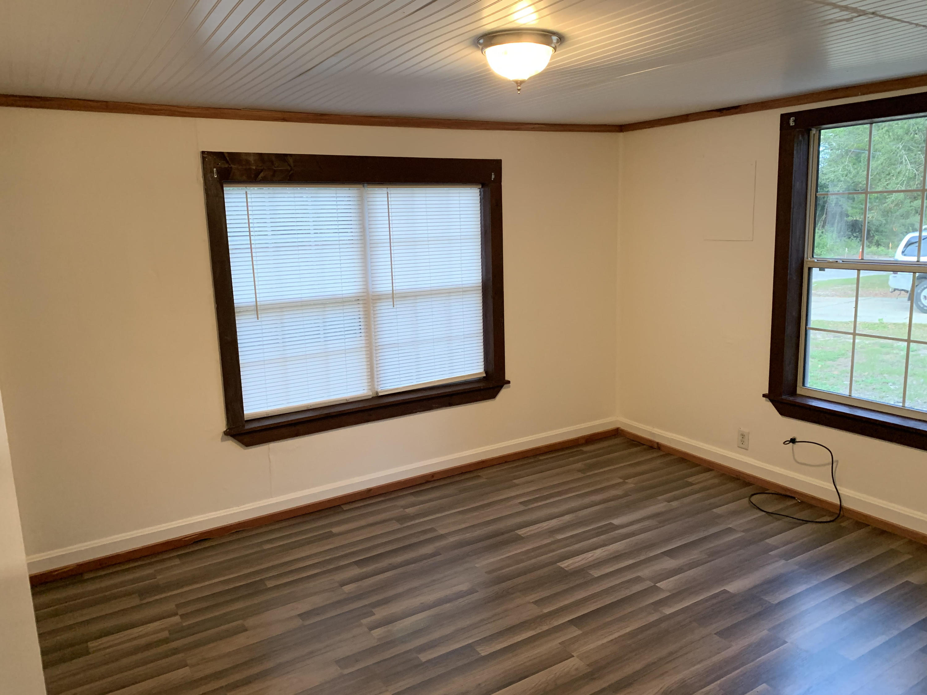 VALPARAISO PLAT 07 - Residential Lease