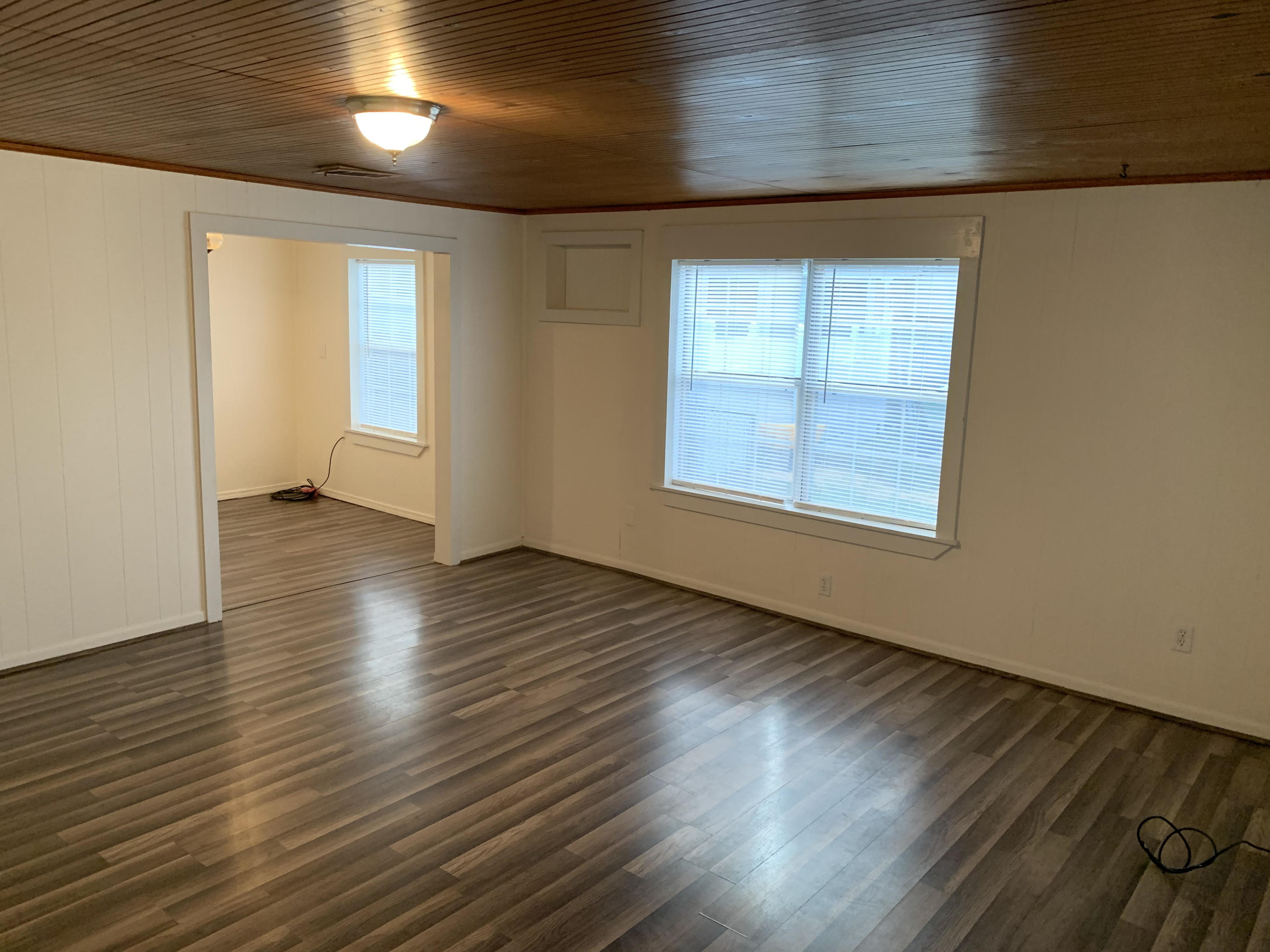 VALPARAISO PLAT 07 - Residential Lease