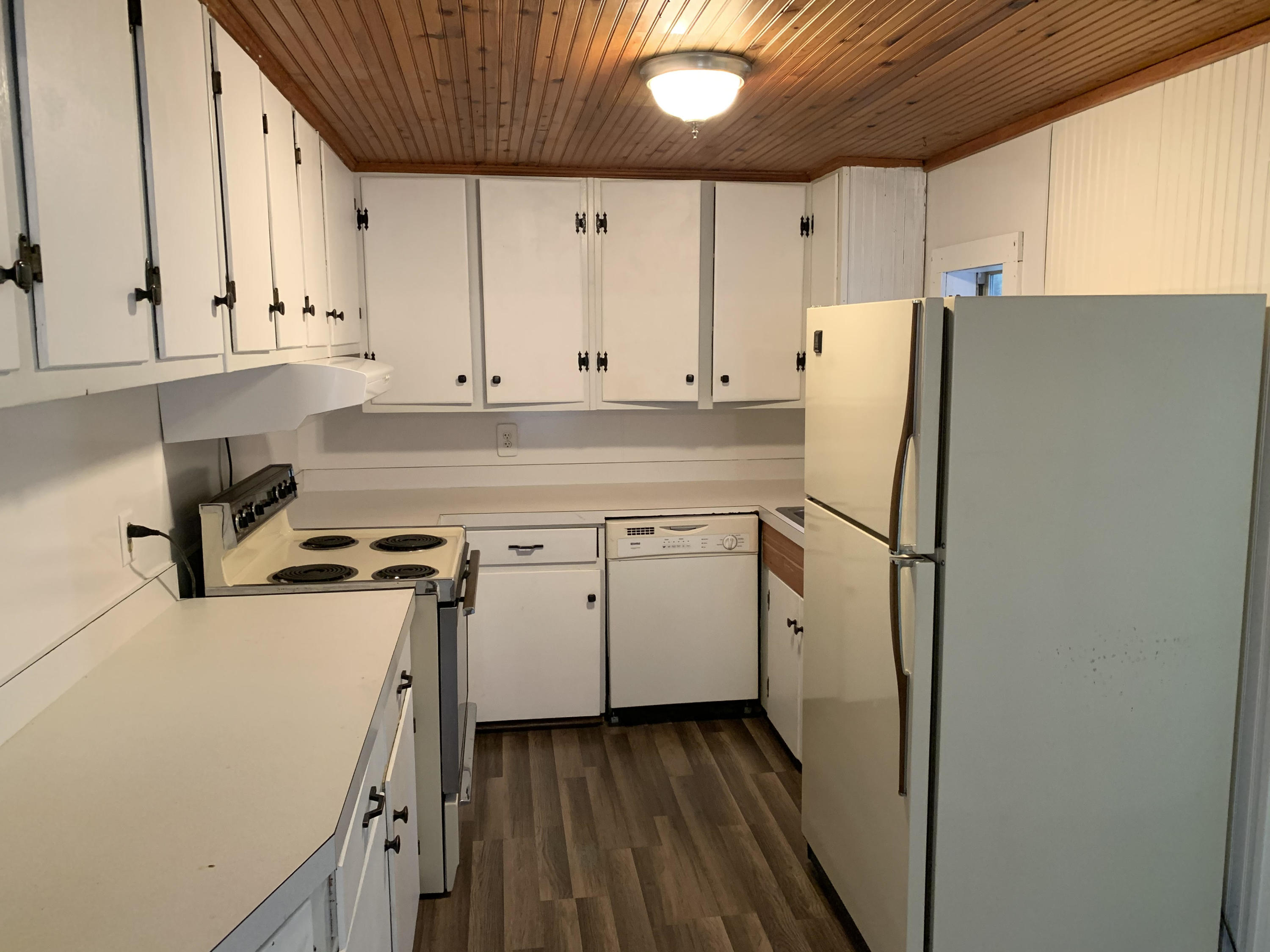 VALPARAISO PLAT 07 - Residential Lease