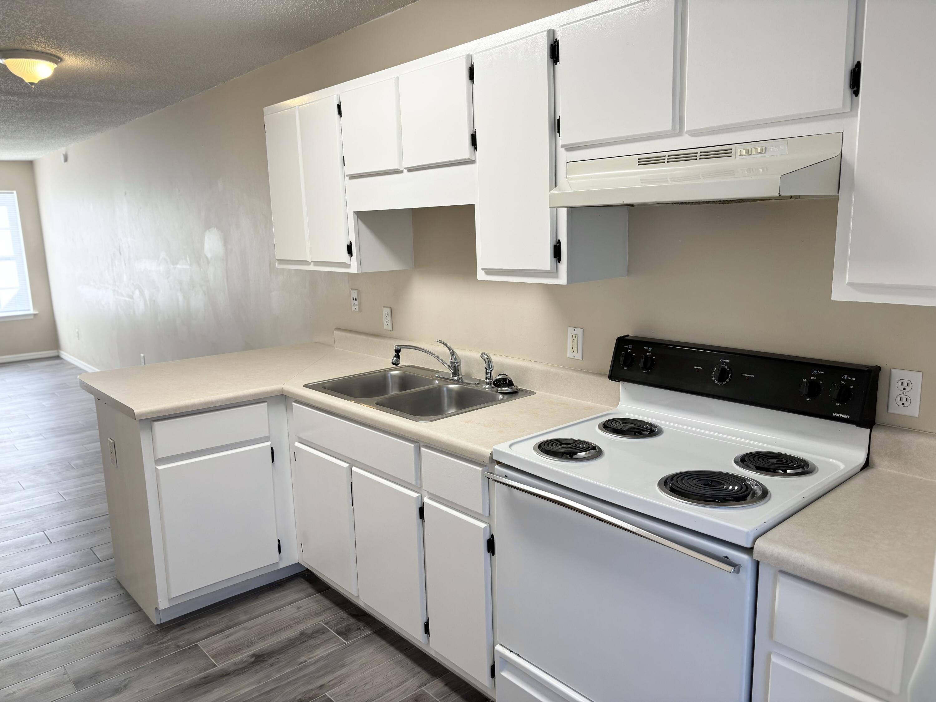 SEA LARK LANDING - Residential Lease