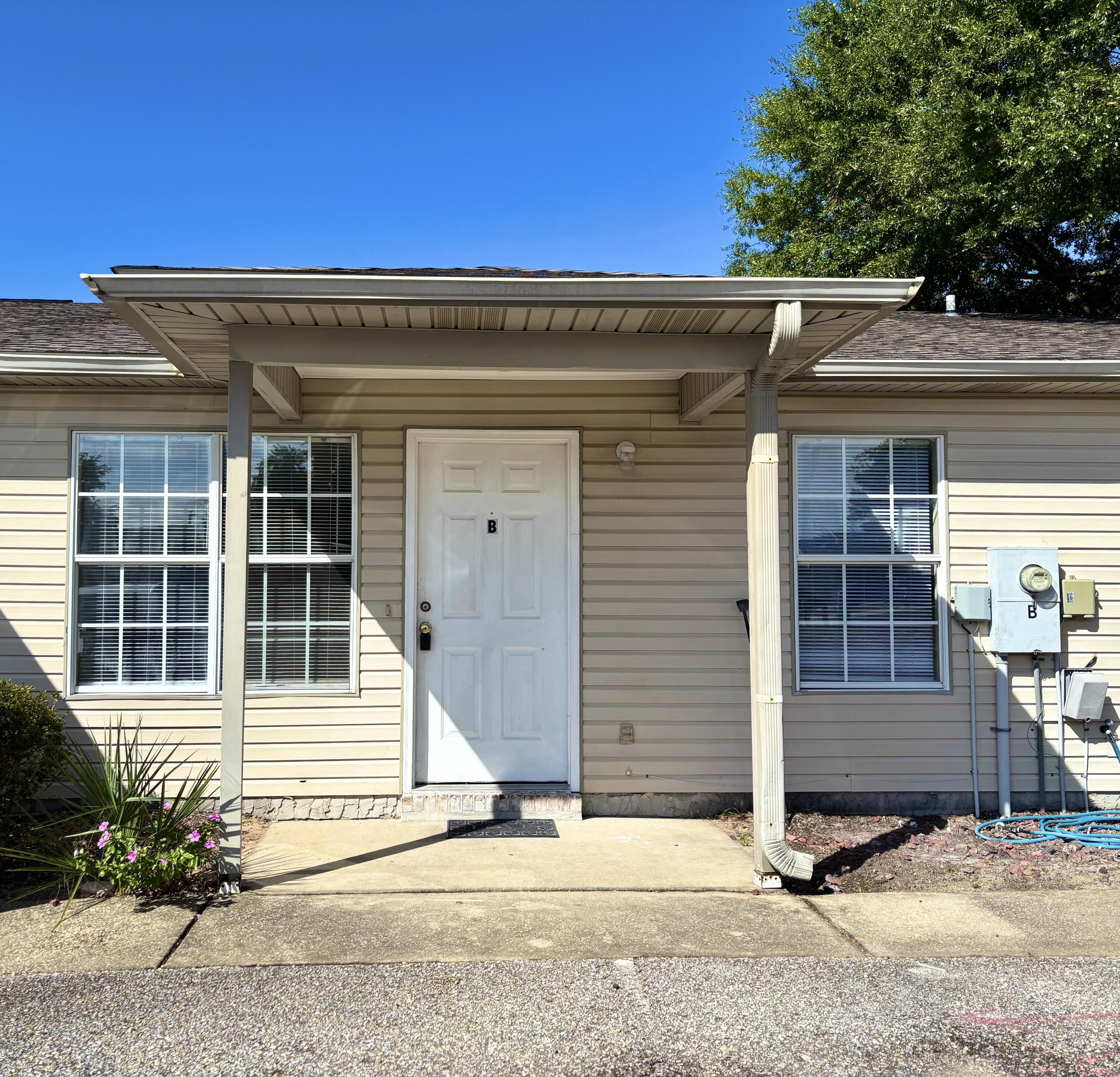 SEA LARK LANDING - Residential Lease