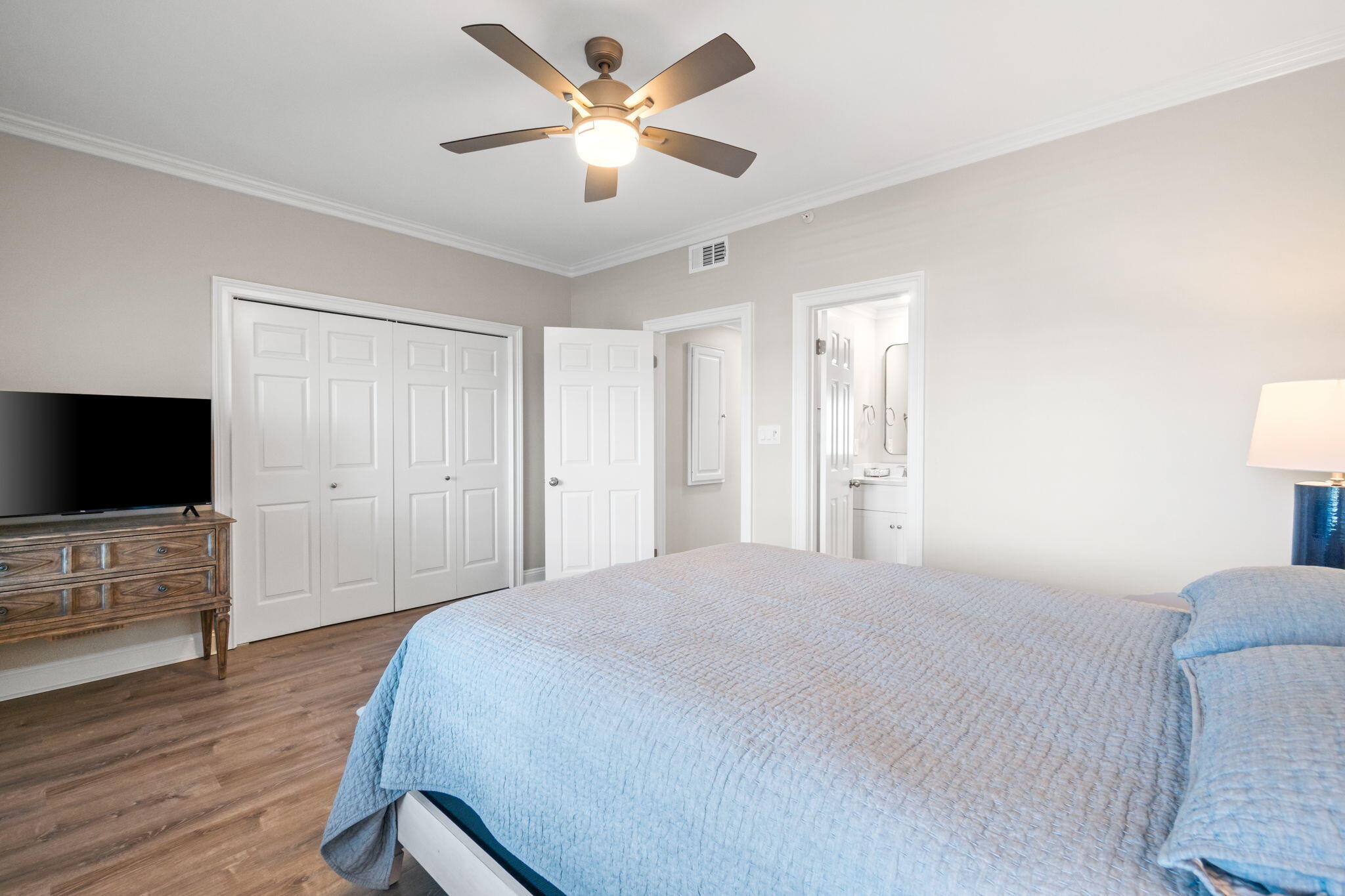 DESTIN YACHT CLUB - Residential