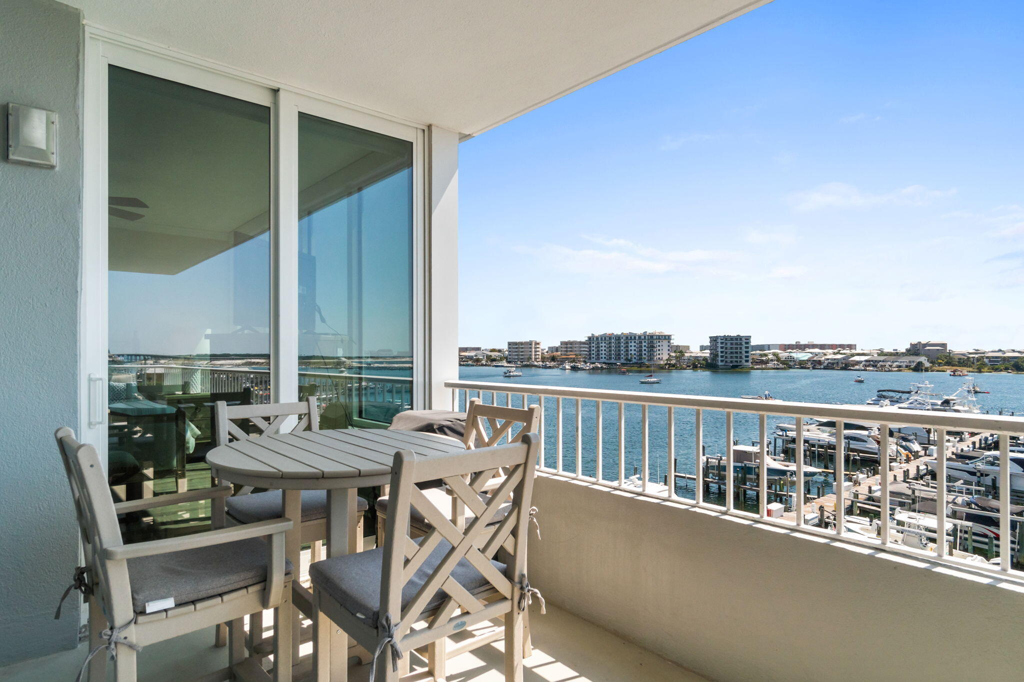 DESTIN YACHT CLUB - Residential