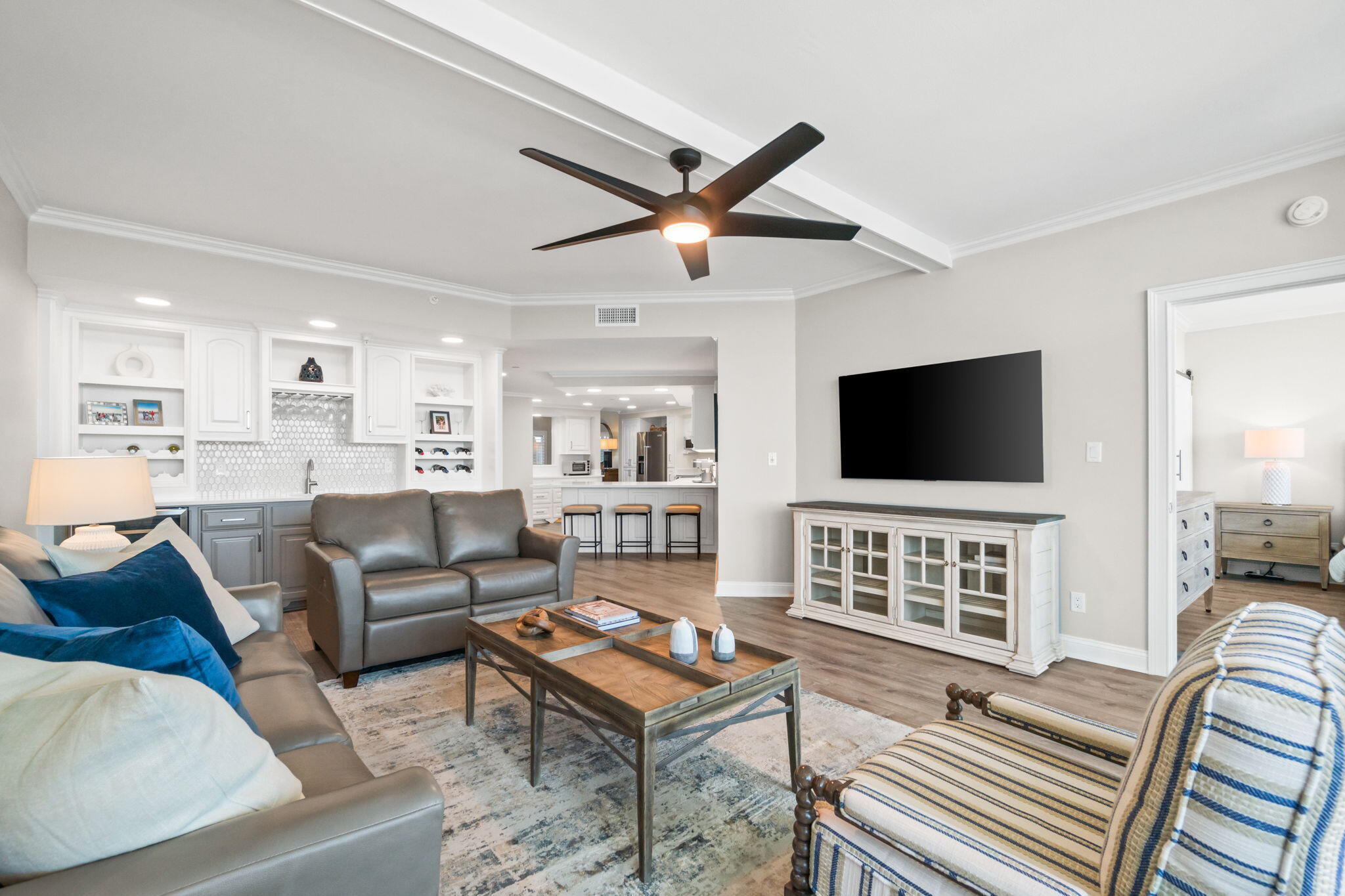 DESTIN YACHT CLUB - Residential