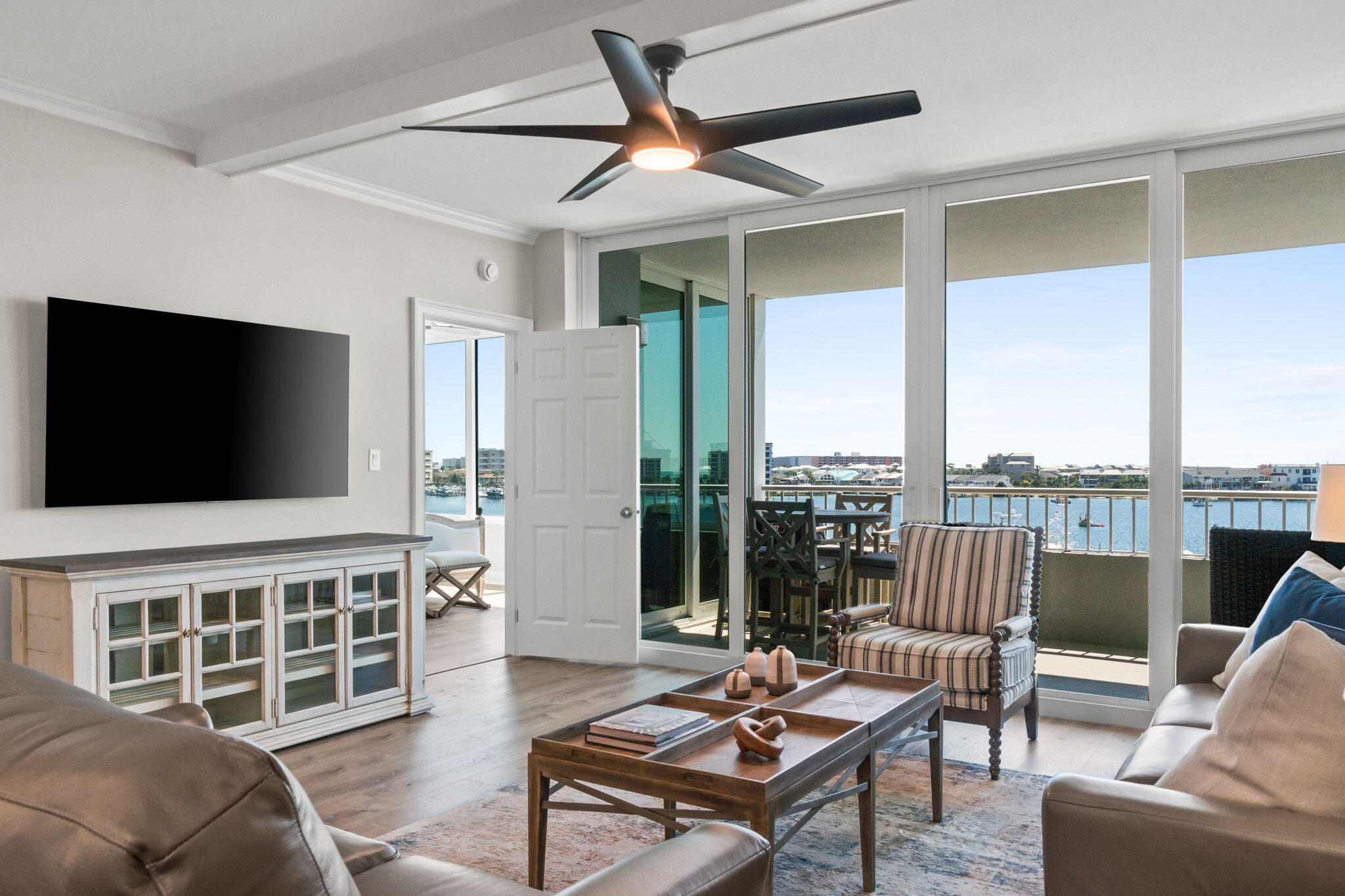 DESTIN YACHT CLUB - Residential
