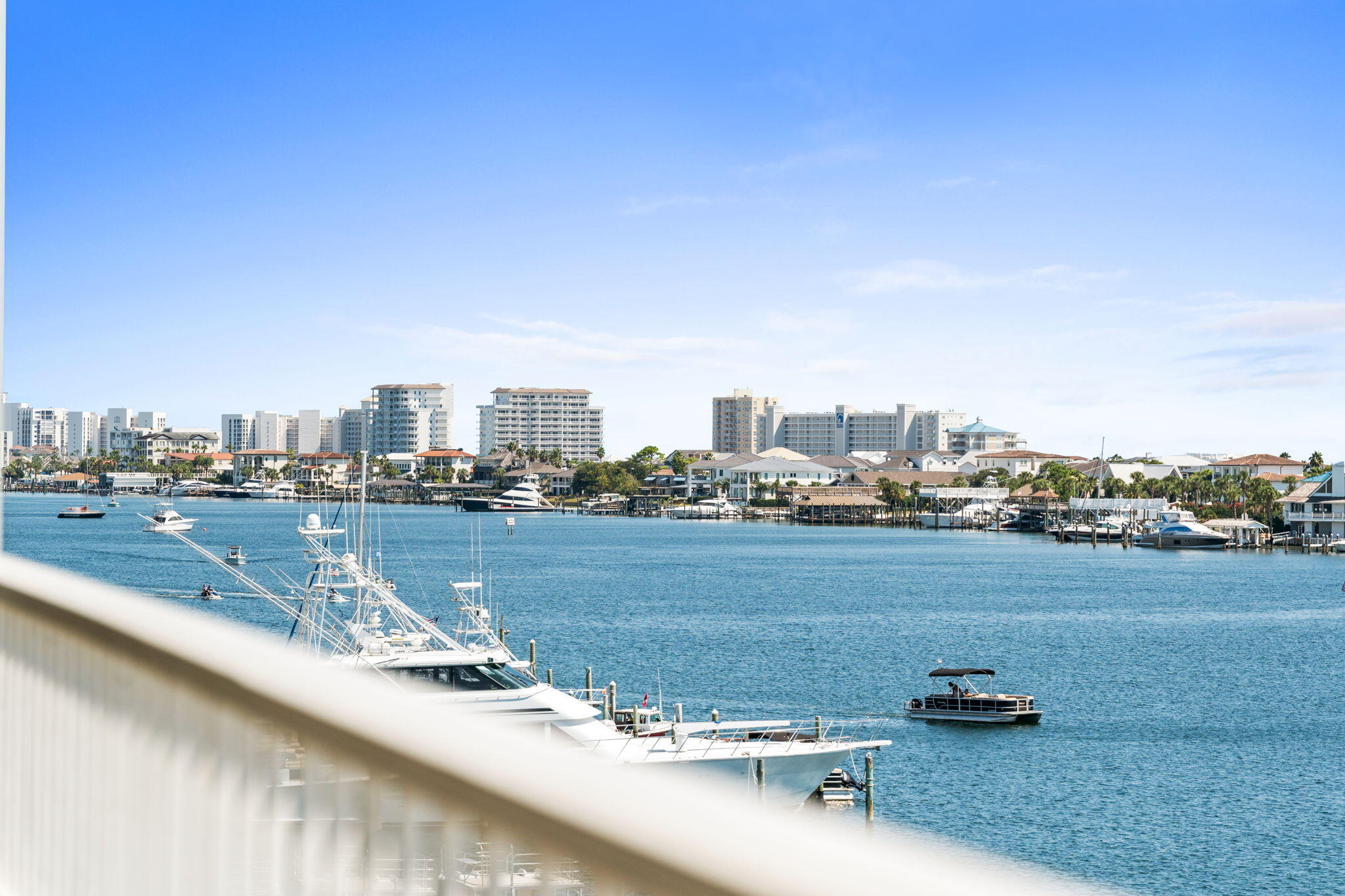 DESTIN YACHT CLUB - Residential