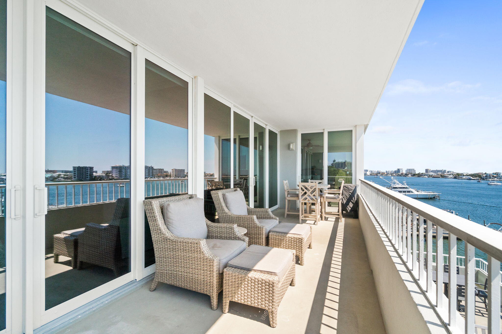 DESTIN YACHT CLUB - Residential
