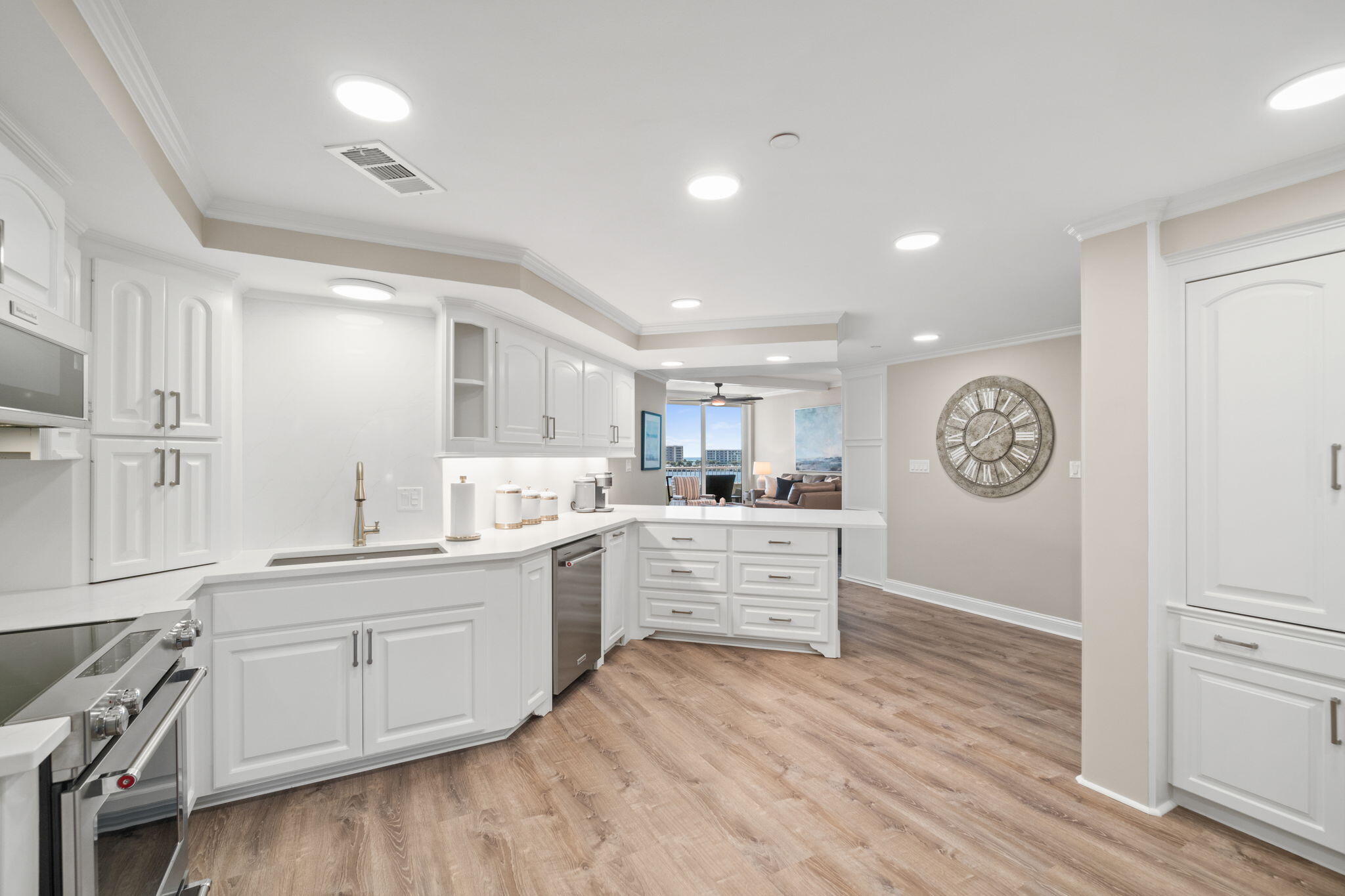 DESTIN YACHT CLUB - Residential