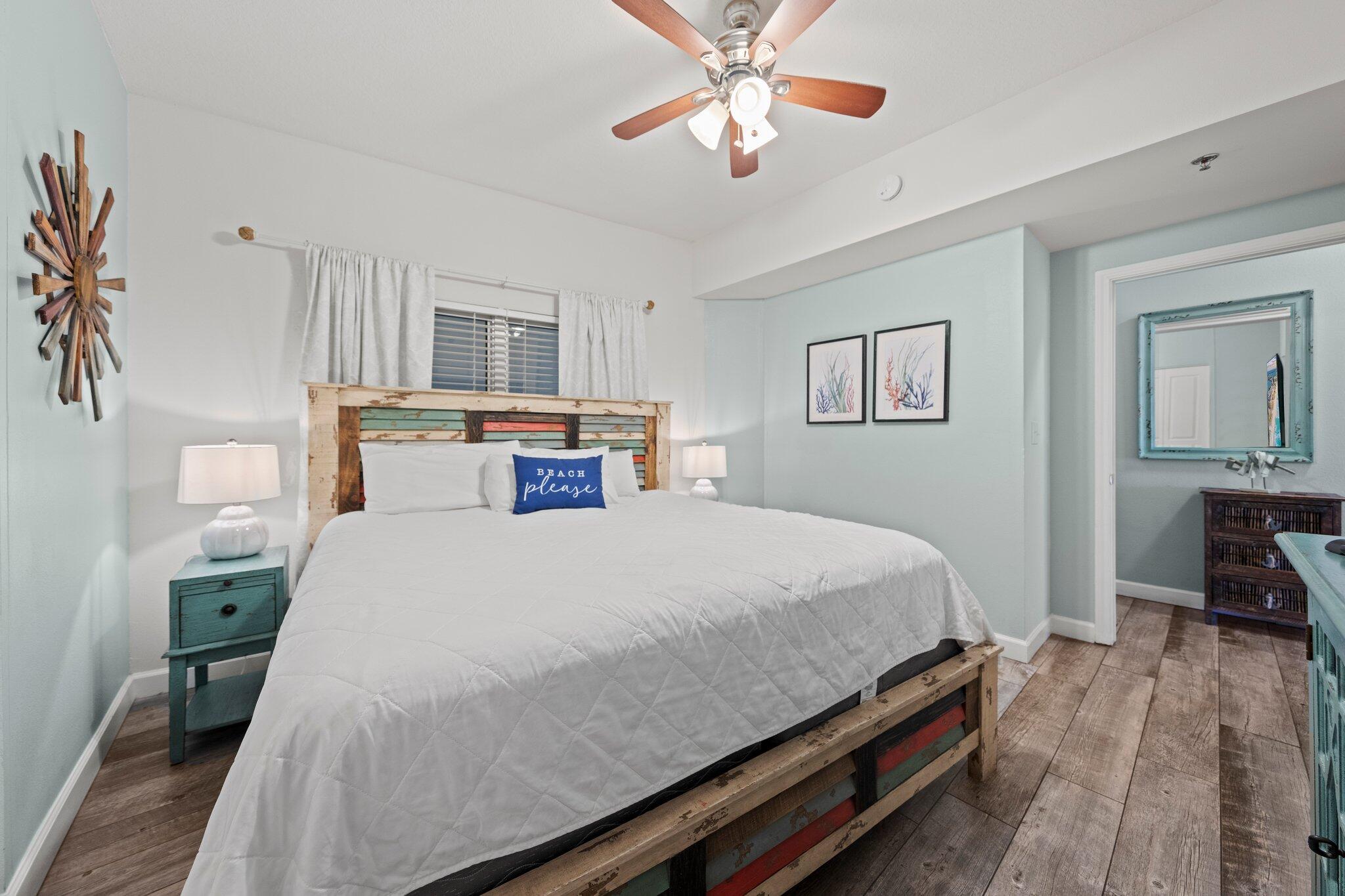 SHORES OF PANAMA - Residential