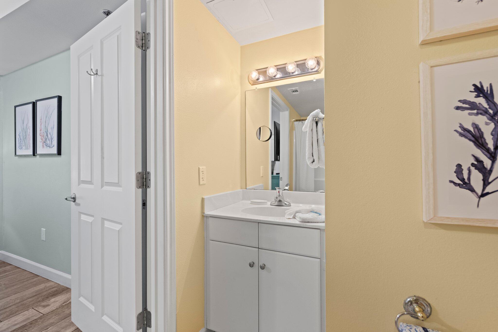 SHORES OF PANAMA - Residential