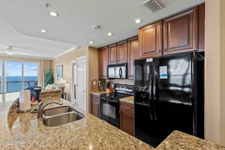 SUNRISE BEACH - Residential