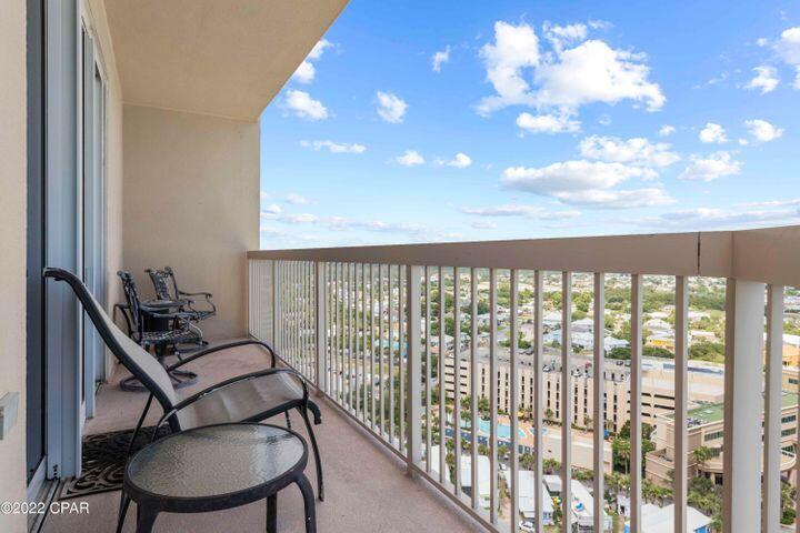 SUNRISE BEACH - Residential