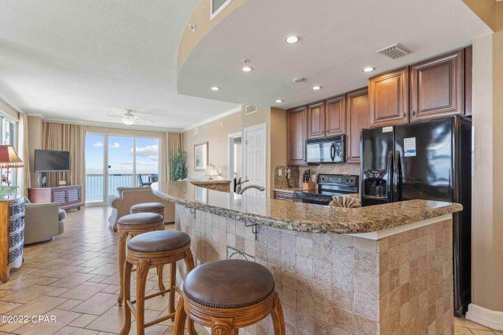 SUNRISE BEACH - Residential