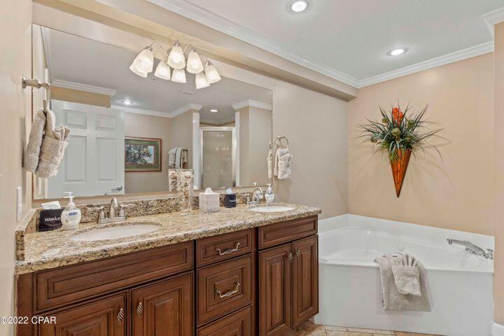 SUNRISE BEACH - Residential