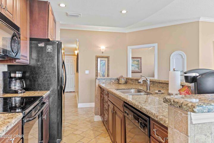 SUNRISE BEACH - Residential