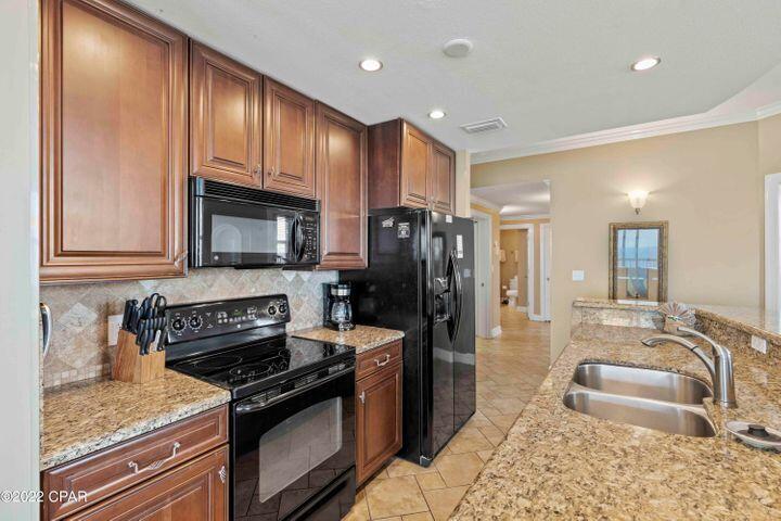 SUNRISE BEACH - Residential