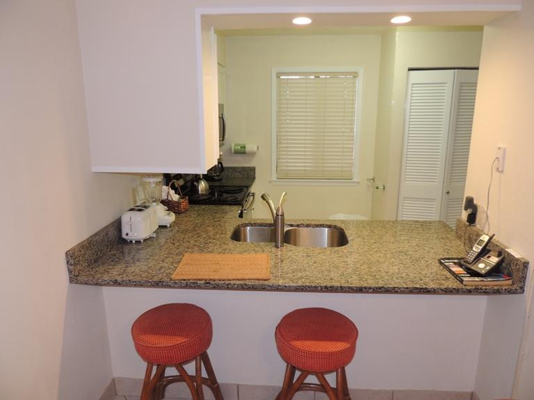 ISLANDER CONDO PH 2 - Residential