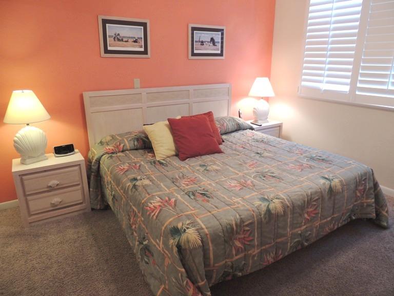 ISLANDER CONDO PH 2 - Residential