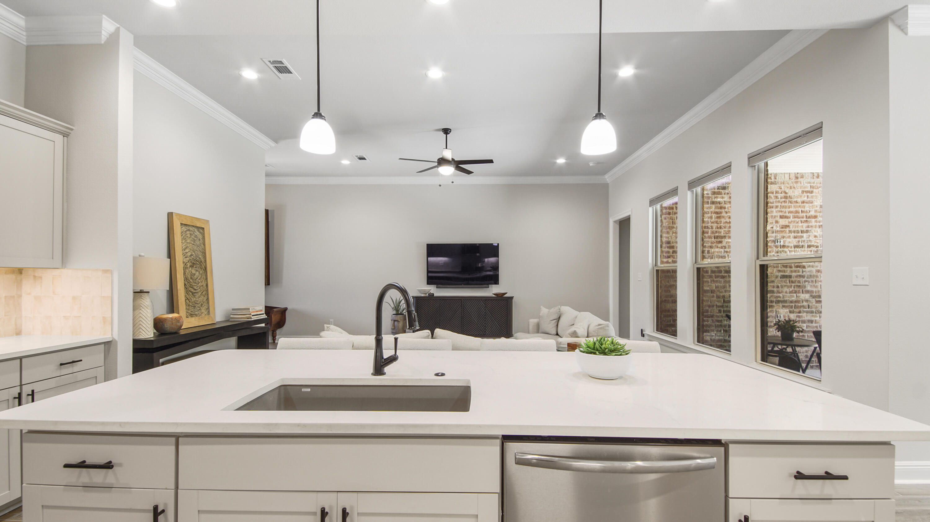 HAMMOCK BAY - Residential