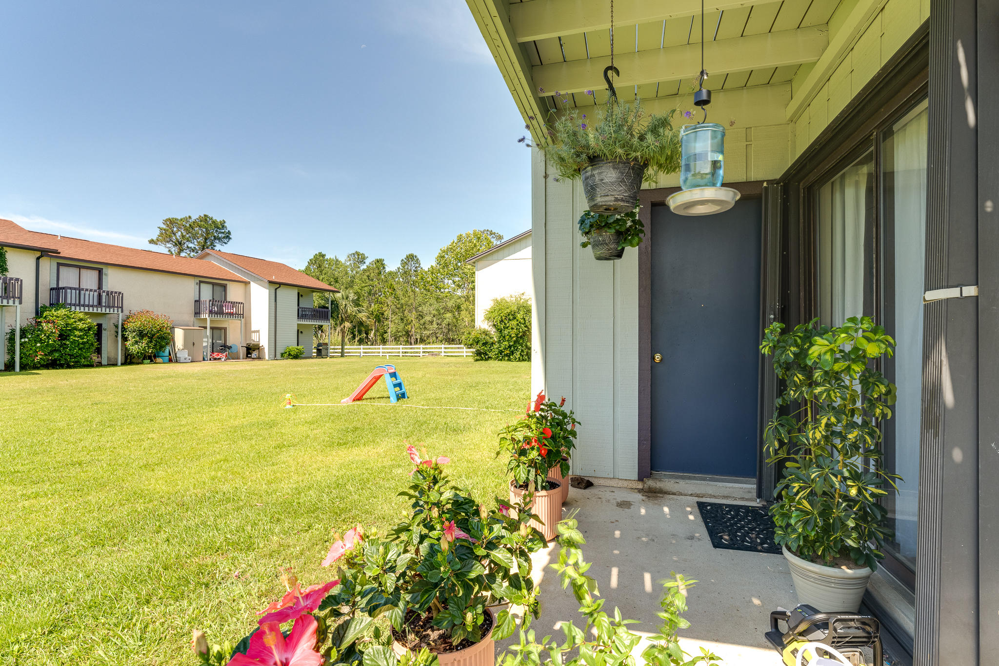 LA MAR WEST T/H PH 2 - Residential