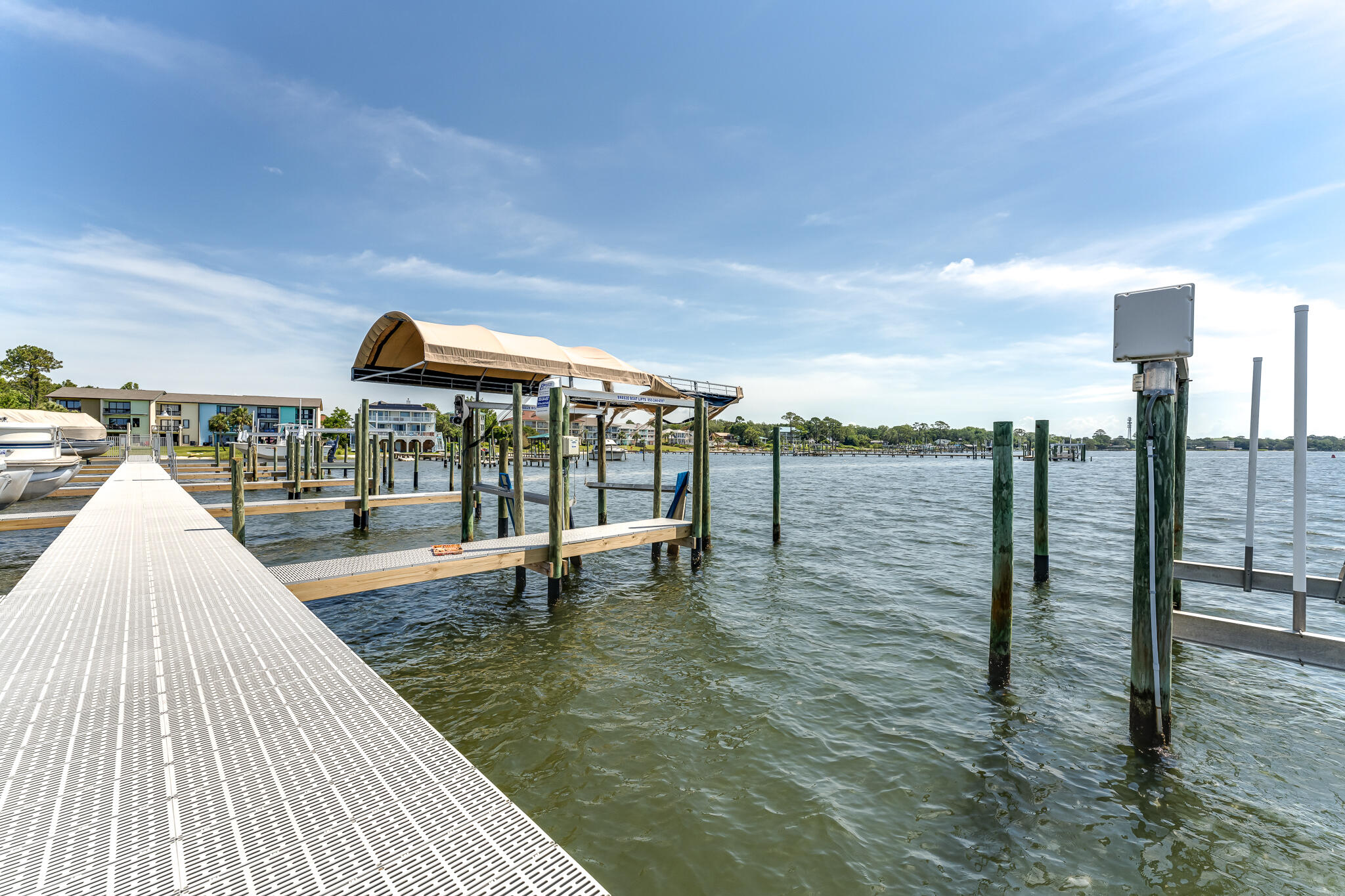 LA MAR WEST T/H PH 2 - Residential