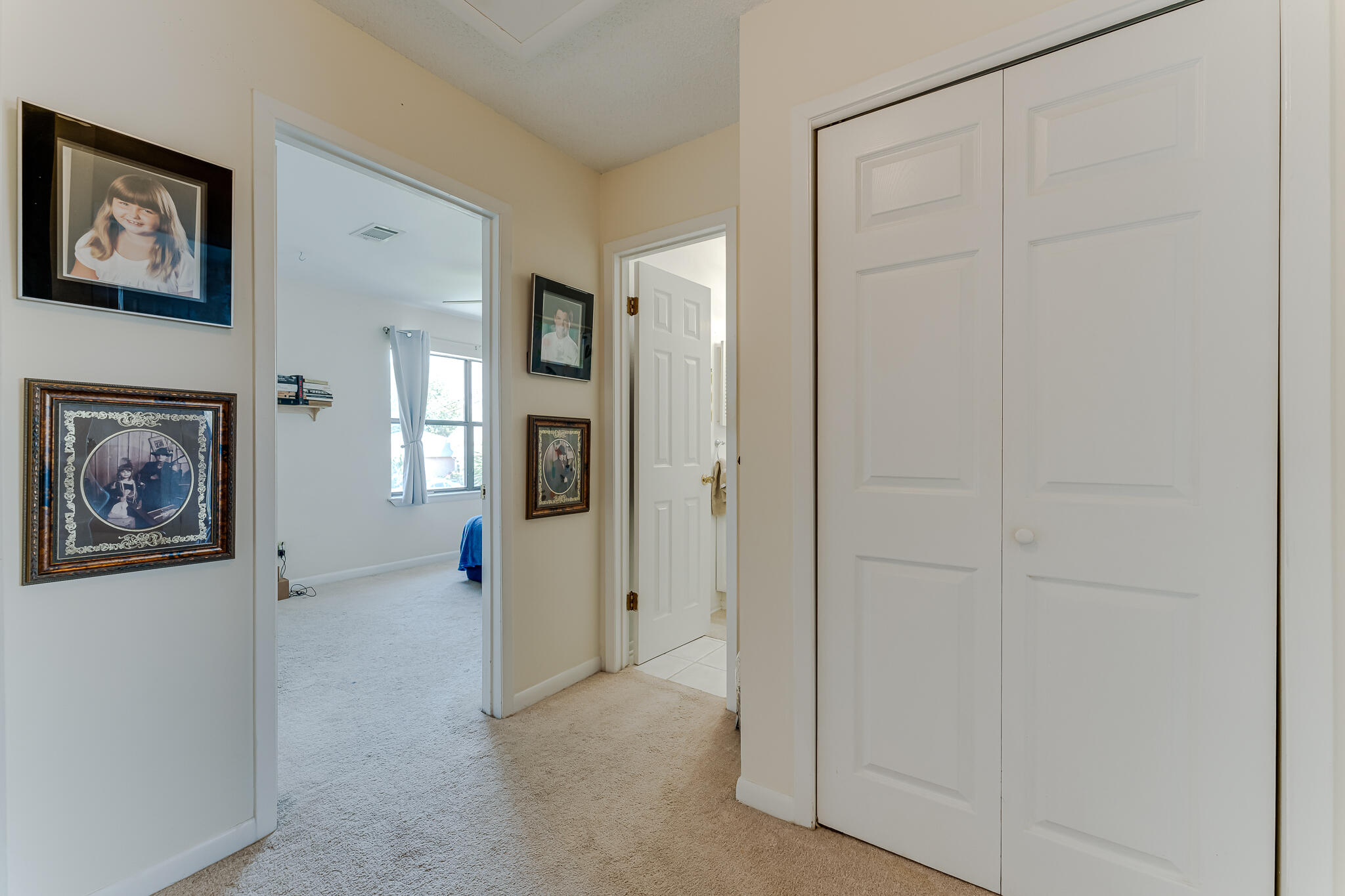 LA MAR WEST T/H PH 2 - Residential