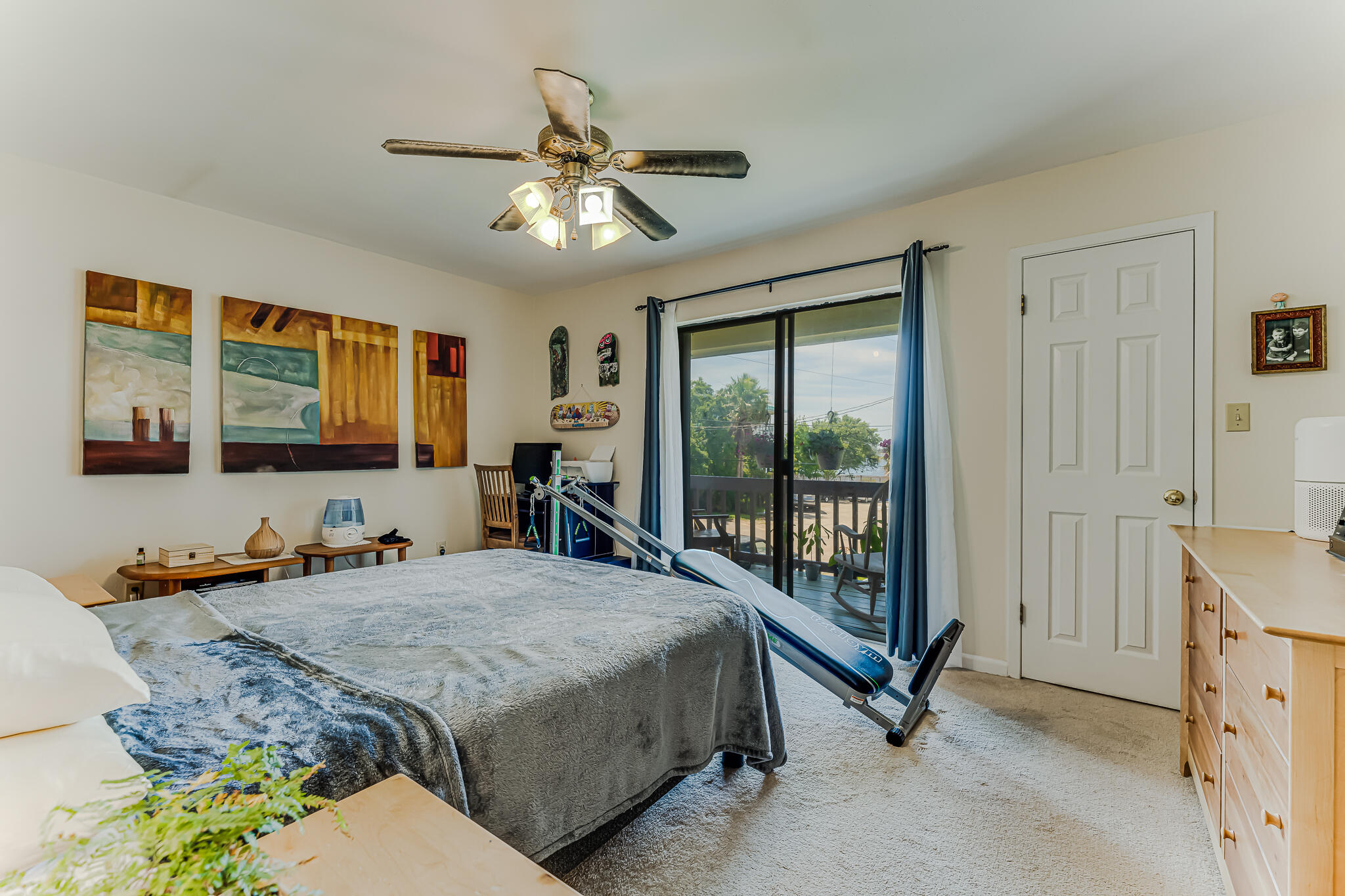 LA MAR WEST T/H PH 2 - Residential