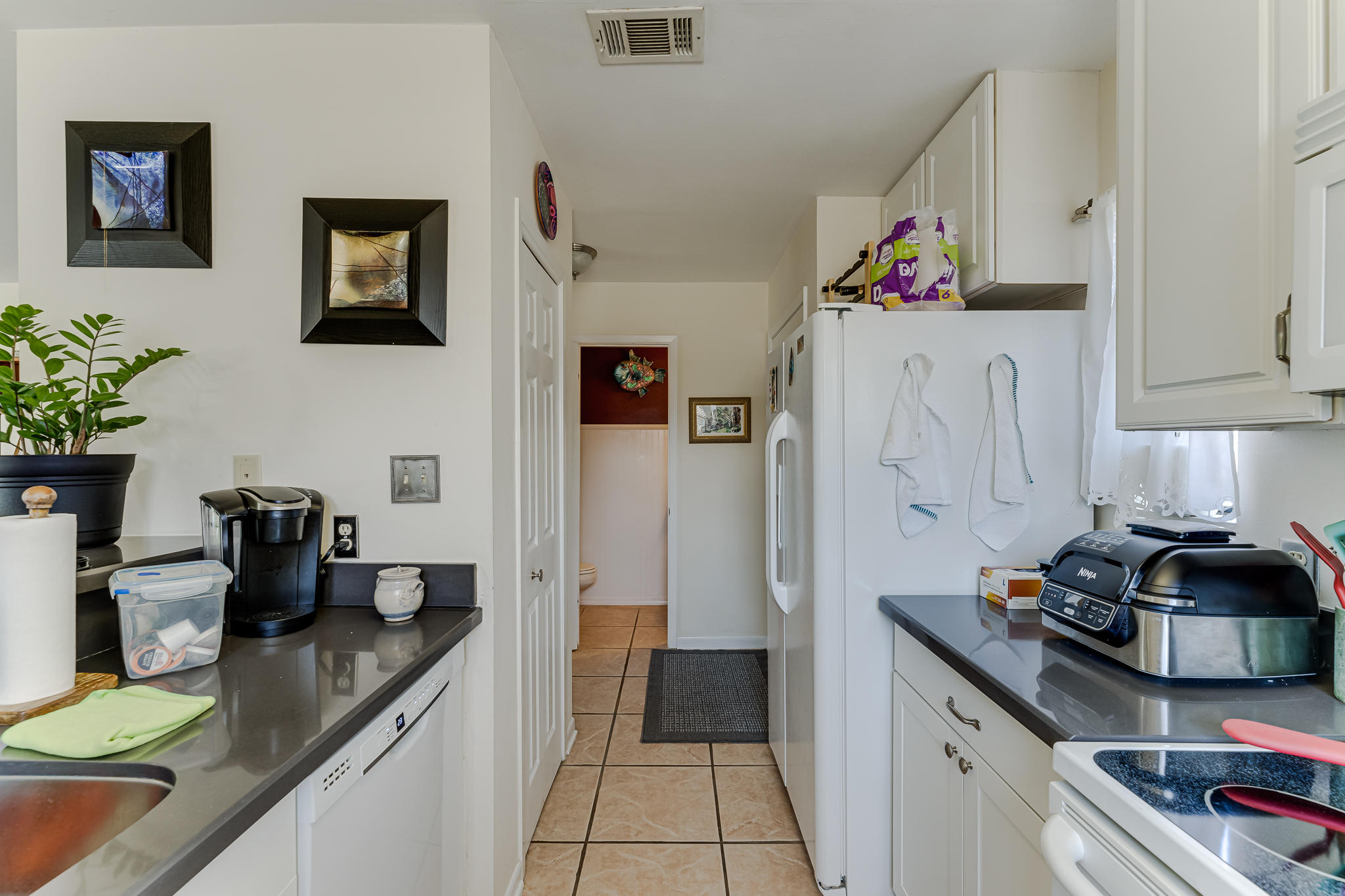 LA MAR WEST T/H PH 2 - Residential