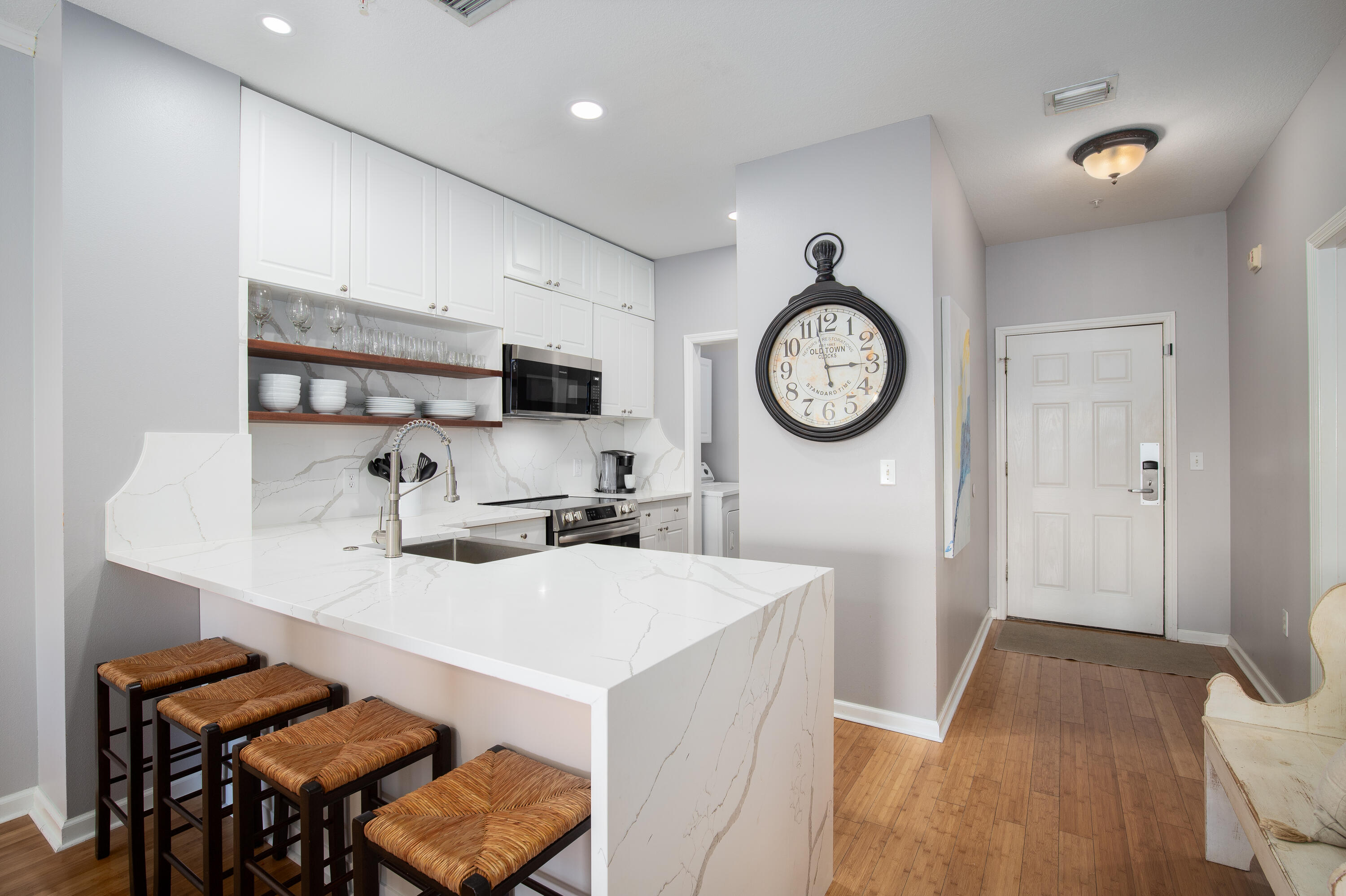 EMERALD WATERS - Residential