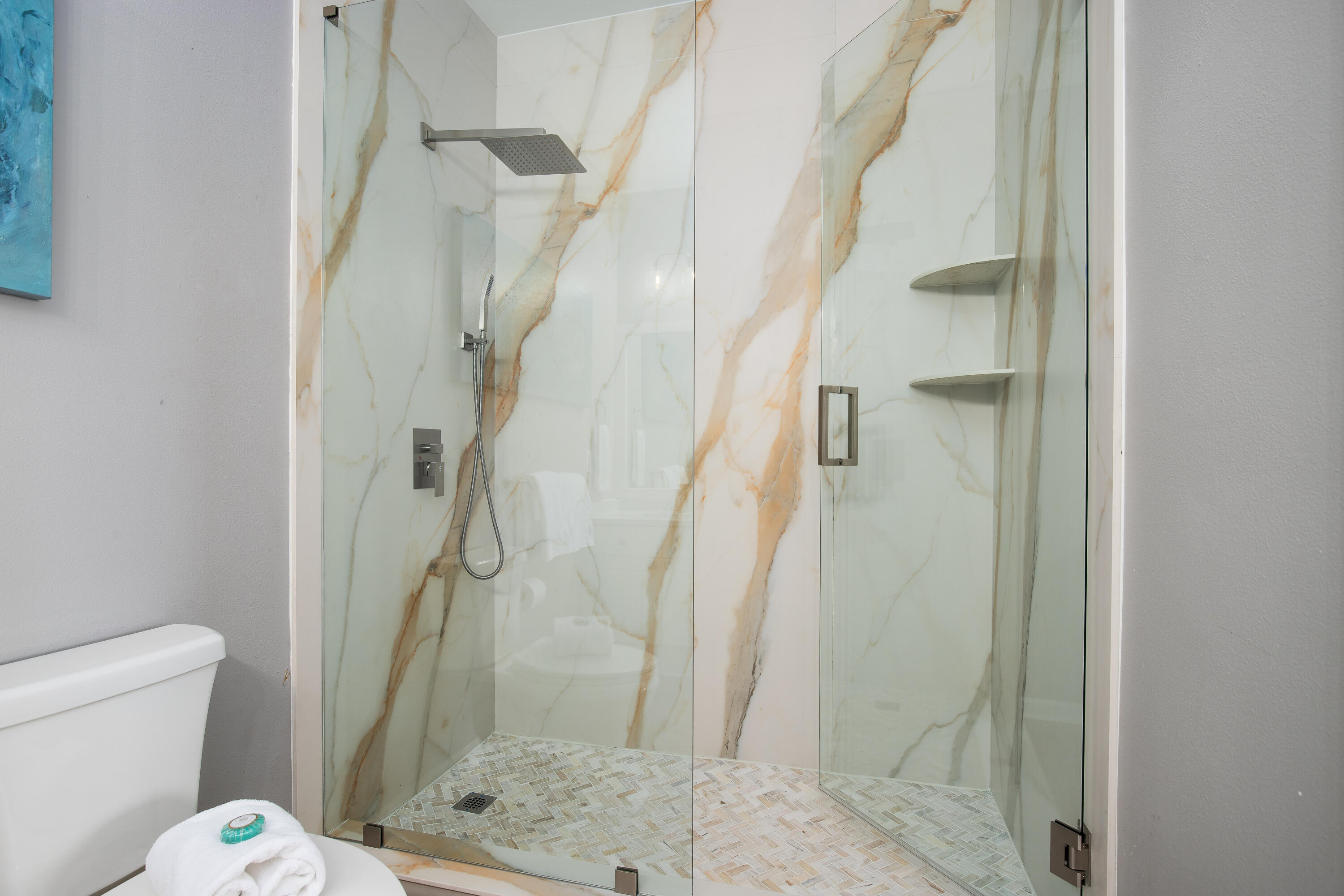 EMERALD WATERS - Residential