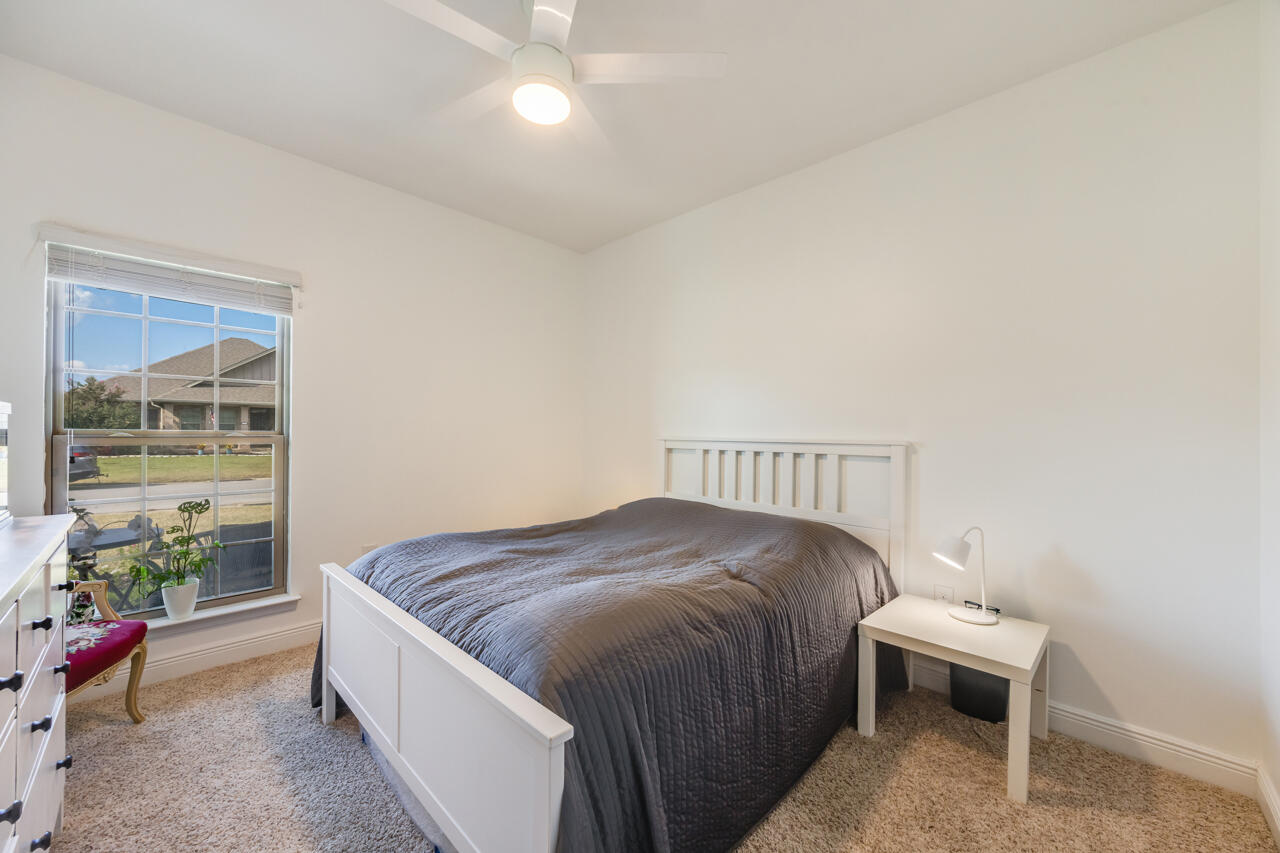 REDSTONE COMMONS - Residential