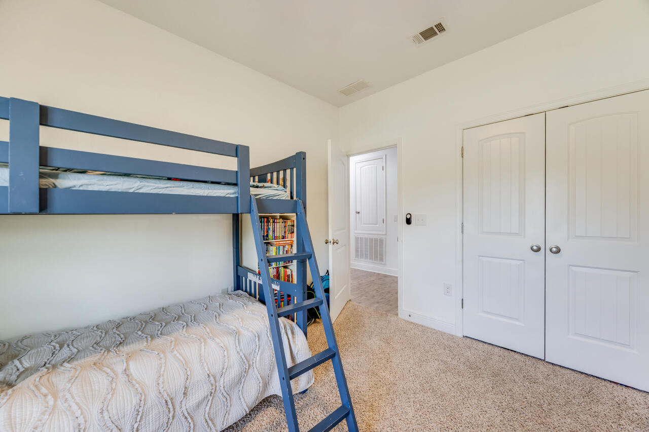 REDSTONE COMMONS - Residential