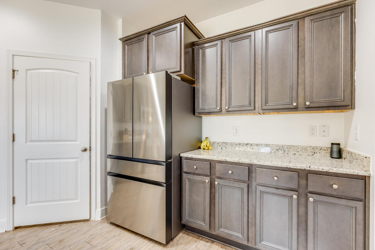 REDSTONE COMMONS - Residential