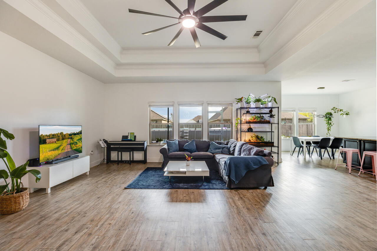 REDSTONE COMMONS - Residential