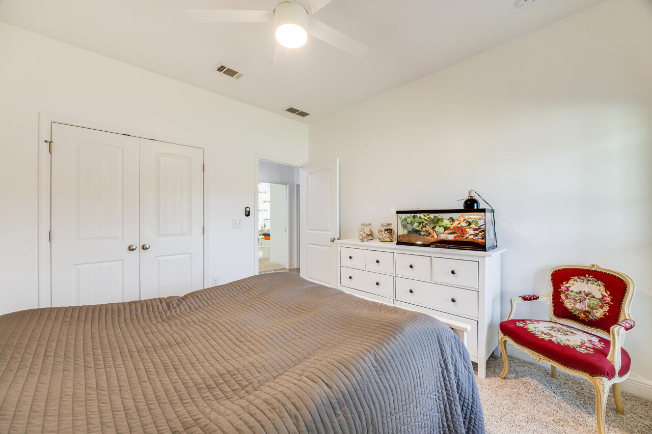 REDSTONE COMMONS - Residential