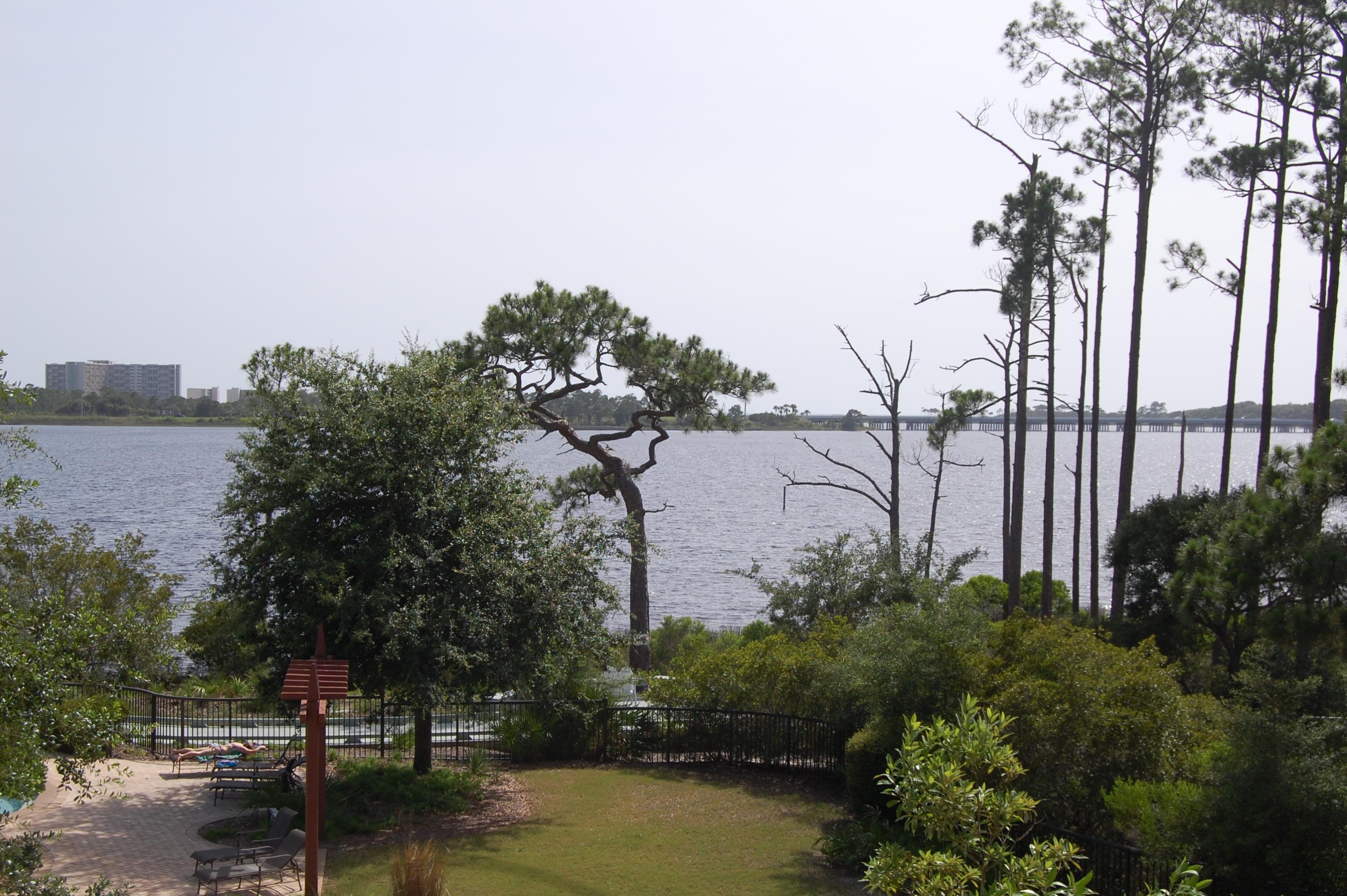 WILD HERON LAKESIDE LODGE - Residential